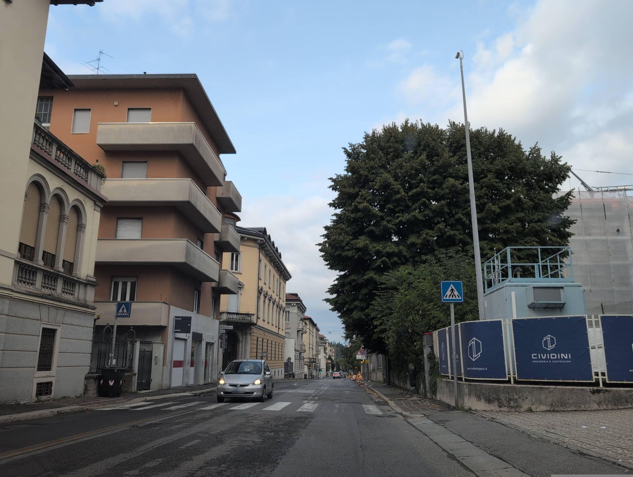 Street view near B&B Santa Lucia, Bergamo