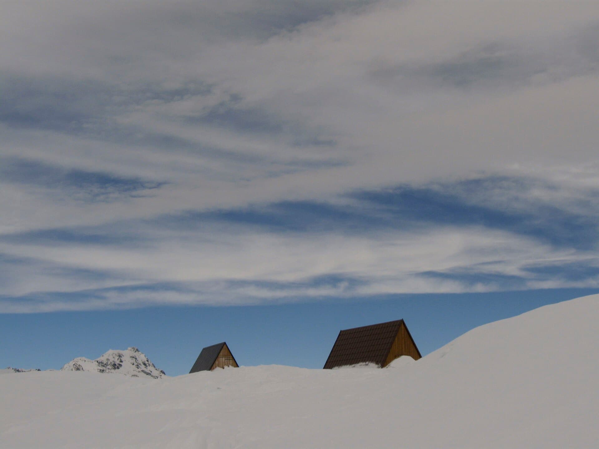 Rifugio Pian Grand (via Wikimedia Commons, CC BY 2.0)