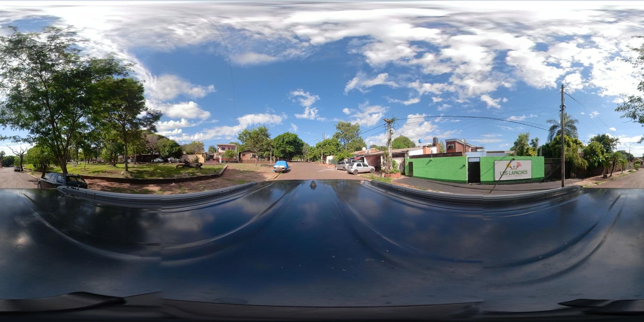 Street view near Los Lapachos, Puerto Iguazú