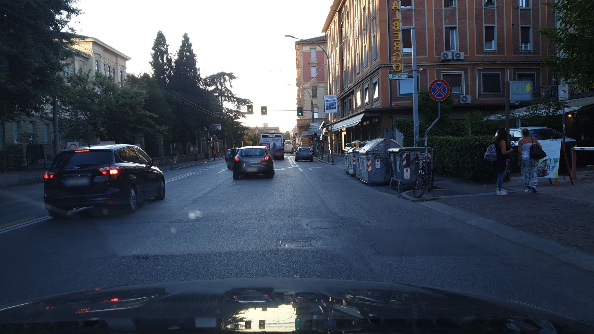 Street view near Hotel Giardinetto Al Sant’Orsola, Bologna