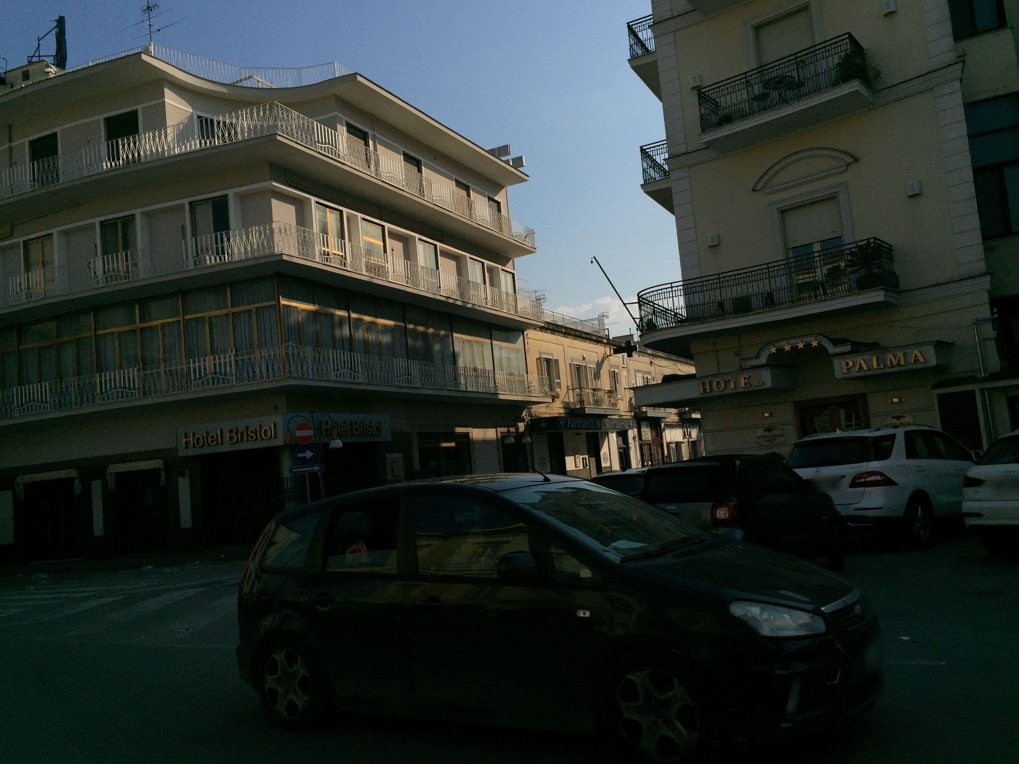Street view near Hotel Palma, Pompei — © richlv (CC BY-SA · Mapillary)
