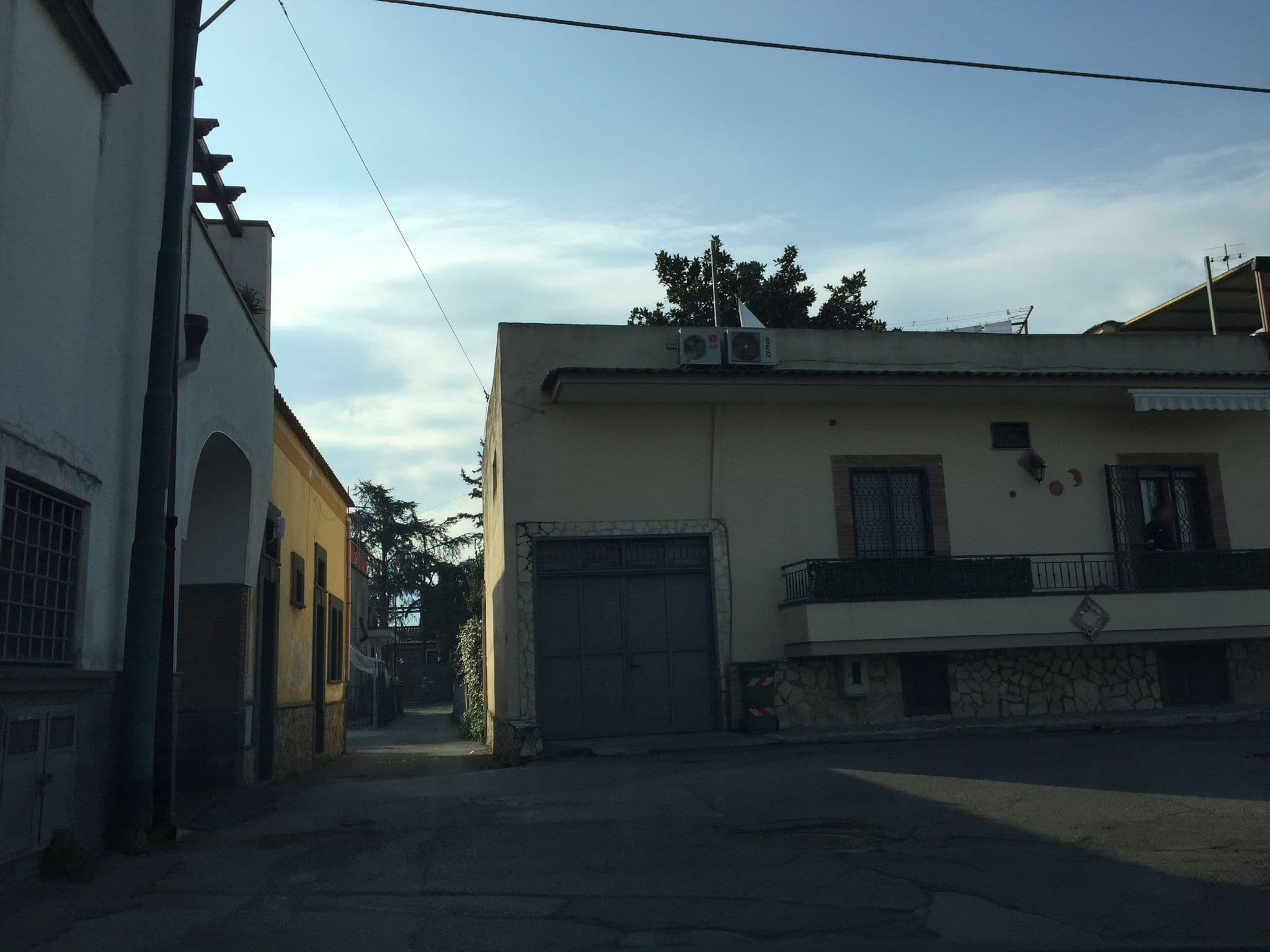 Street view near B&B il Cortile Pompei, Pompei — © richlv (CC BY-SA · Mapillary)