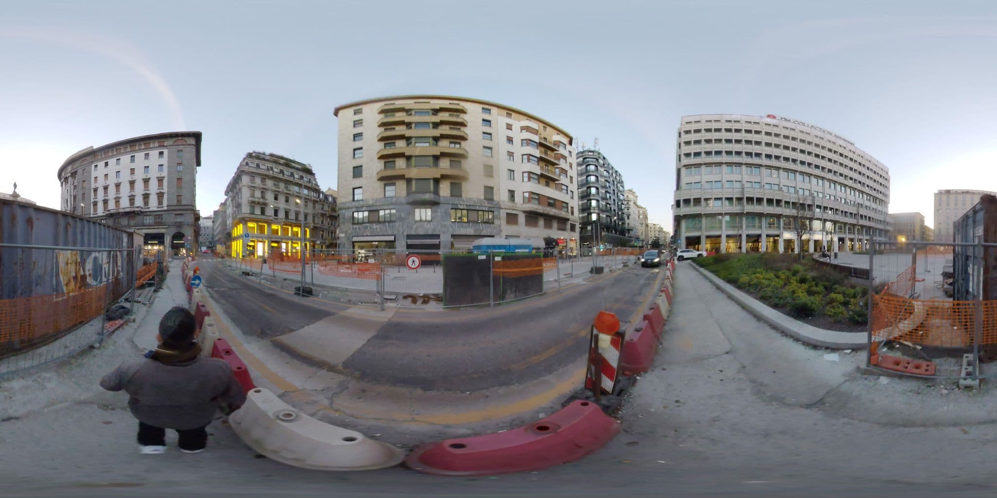 Street view near Tivoli President Milano Hotel, Milan