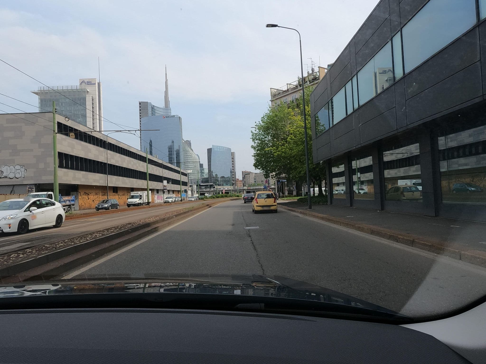 Street view near AC Hotel Milano by Marriott, Chinatown — © borovac (CC BY-SA · Mapillary)