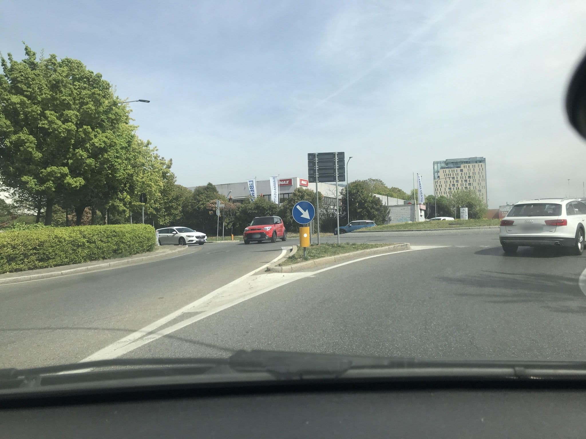 Street view near AC Hotel Brescia by Marriott, Brescia — © c442ok (CC BY-SA · Mapillary)