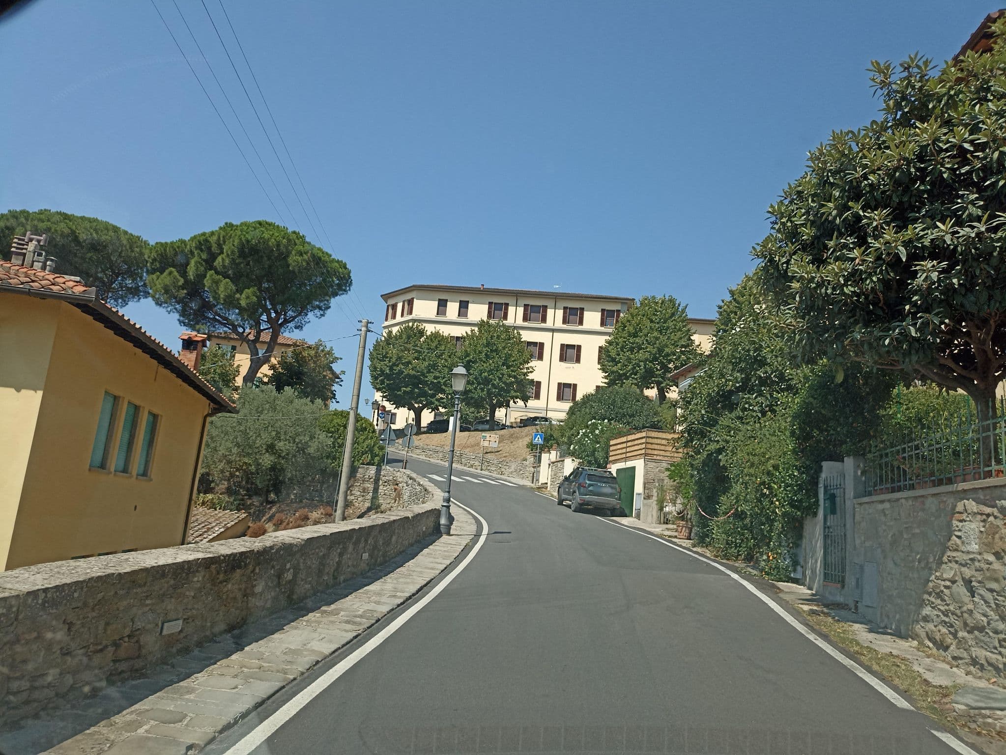 Street view near Villa Santa Margherita, Cortona — © massic80 (CC BY-SA · Mapillary)