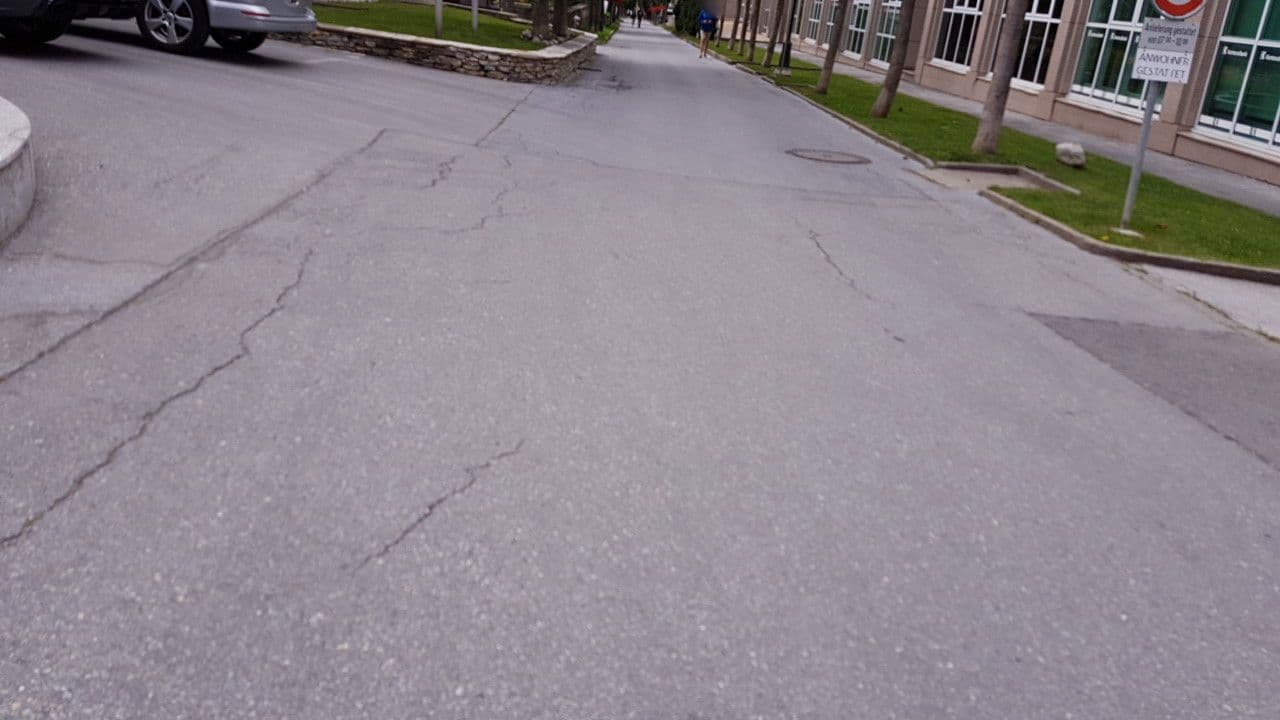 Street view near Walliser Alpentherme & Spa Leukerbad, Leukerbad — © trac71 (CC BY-SA · Mapillary)