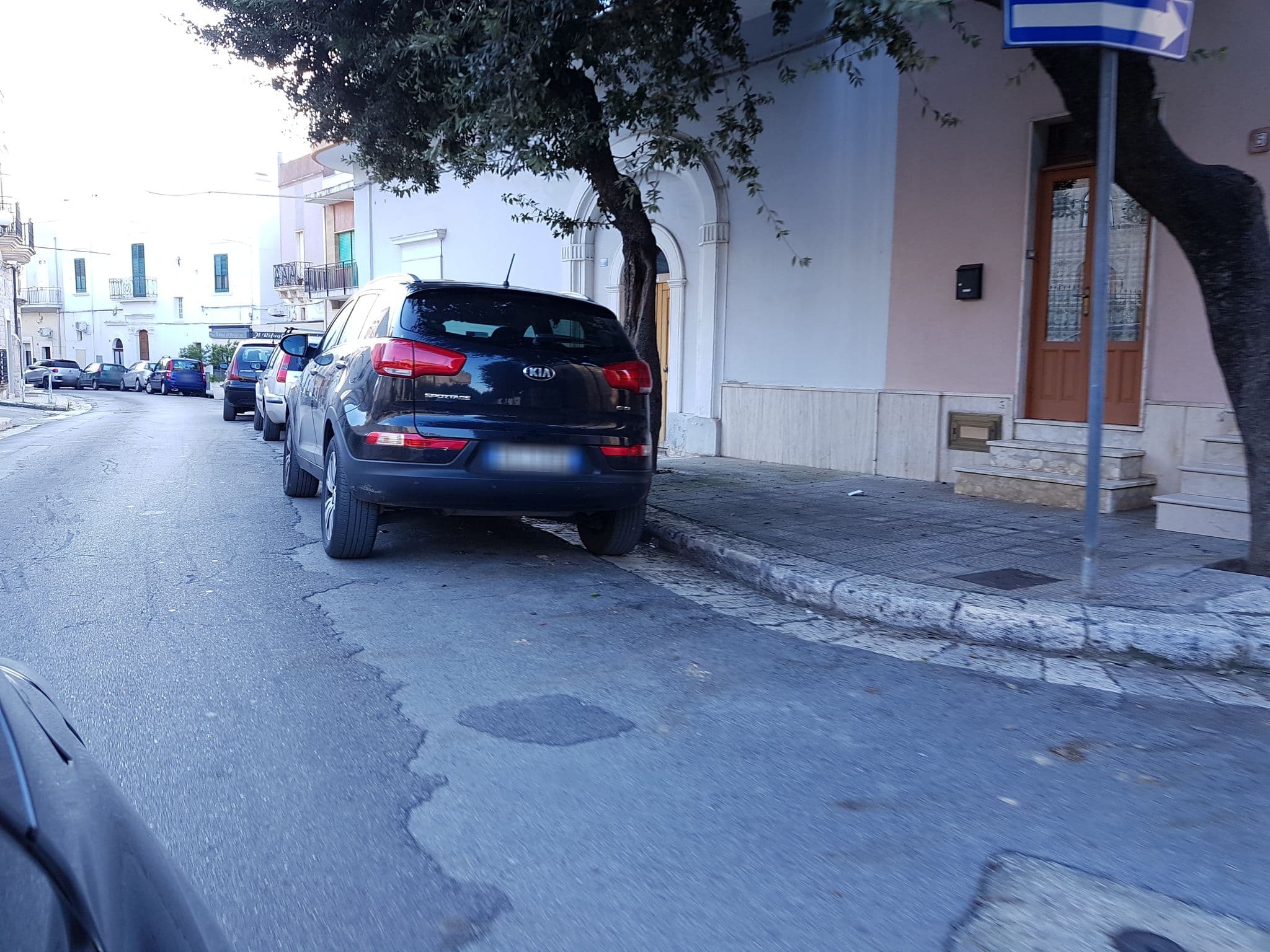 Street view near GH Dimora Sant'Anna, Carovigno — © ale_zena_it (CC BY-SA · Mapillary)