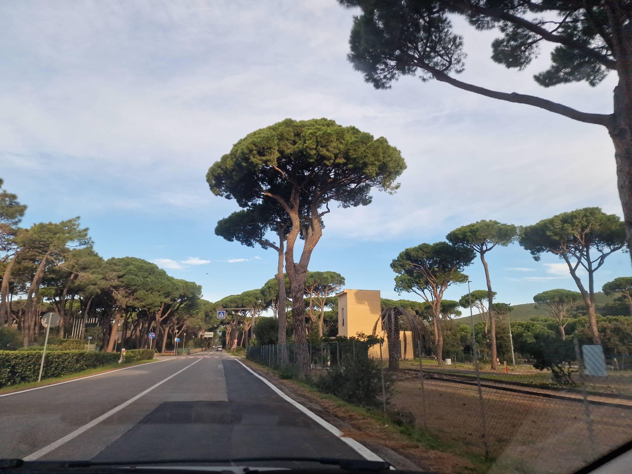 Street view near Riva del Sole Resort & SPA, Castiglione della Pescaia — © giacomo123 (CC BY-SA · Mapillary)