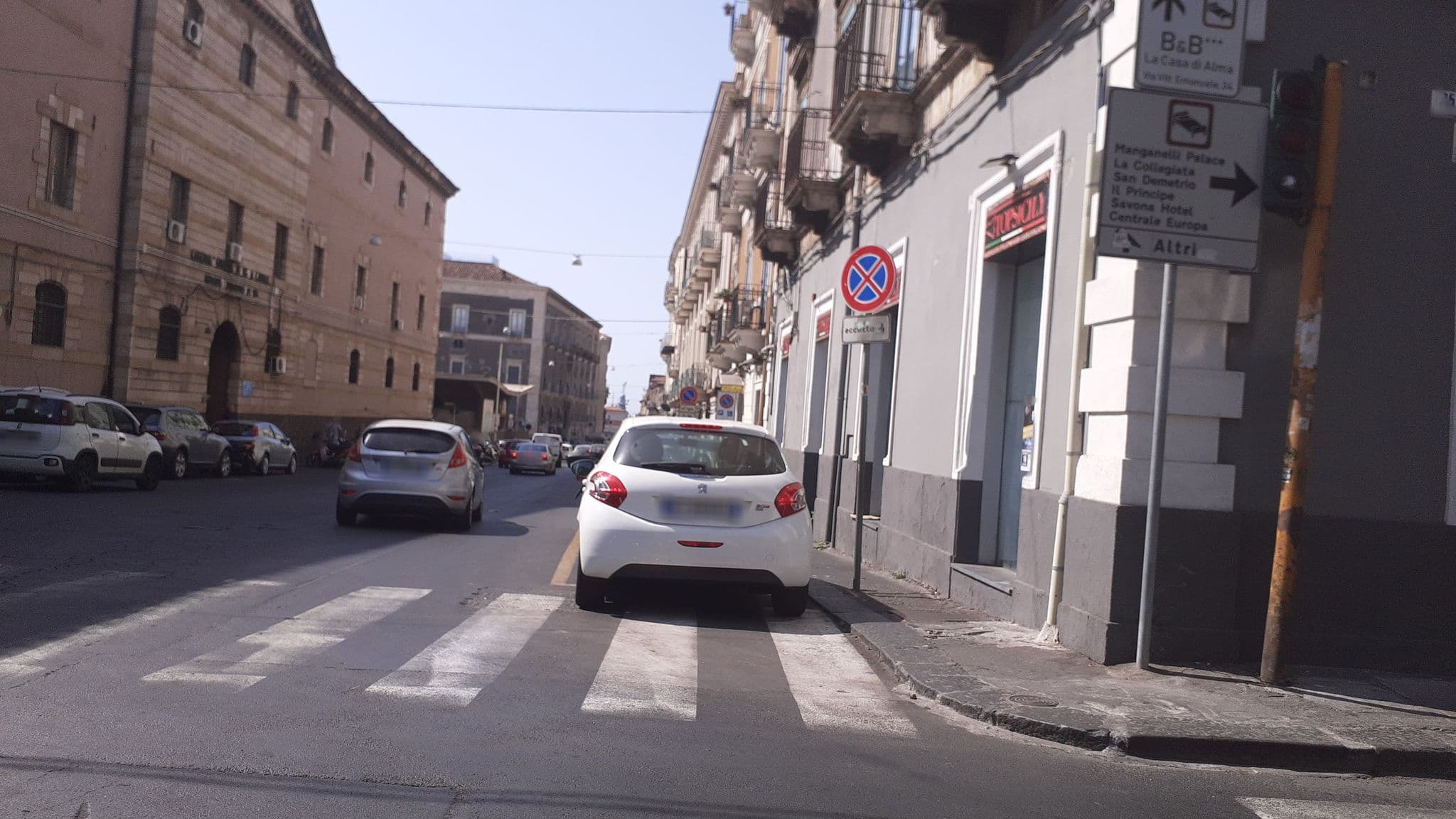 Street view near Centrum Hotel Catania, Catania