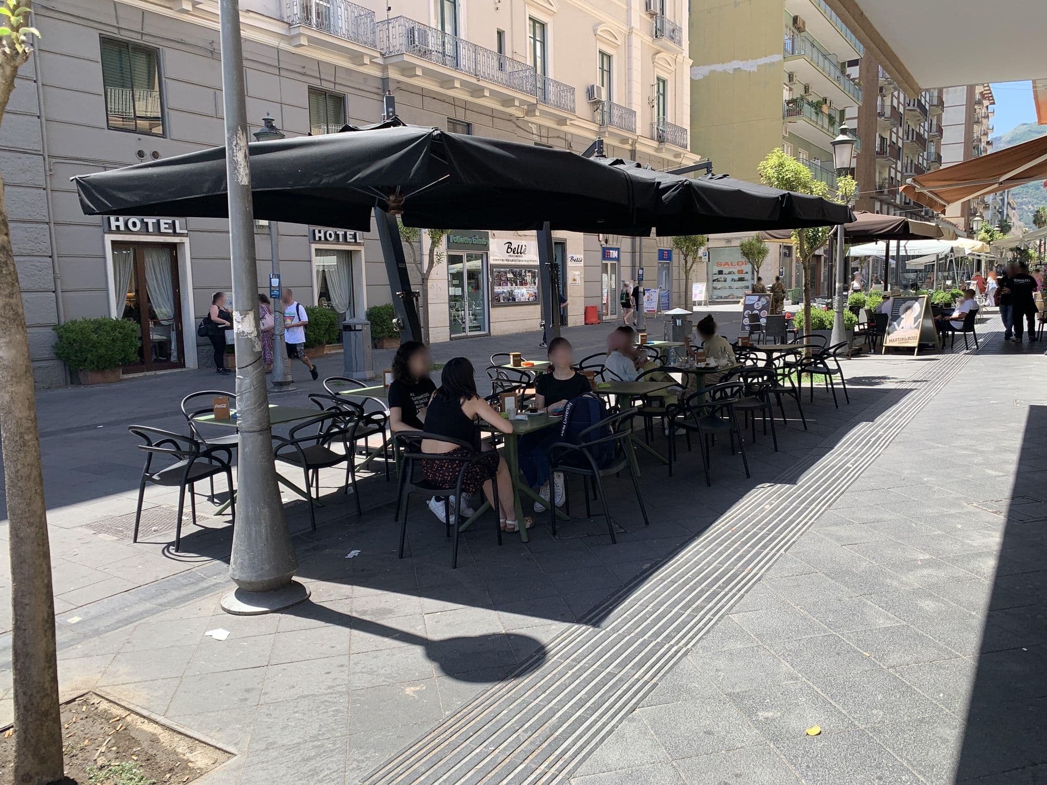 Street view near Albergo Santa Rosa, Salerno — © robot8a (CC BY-SA · Mapillary)