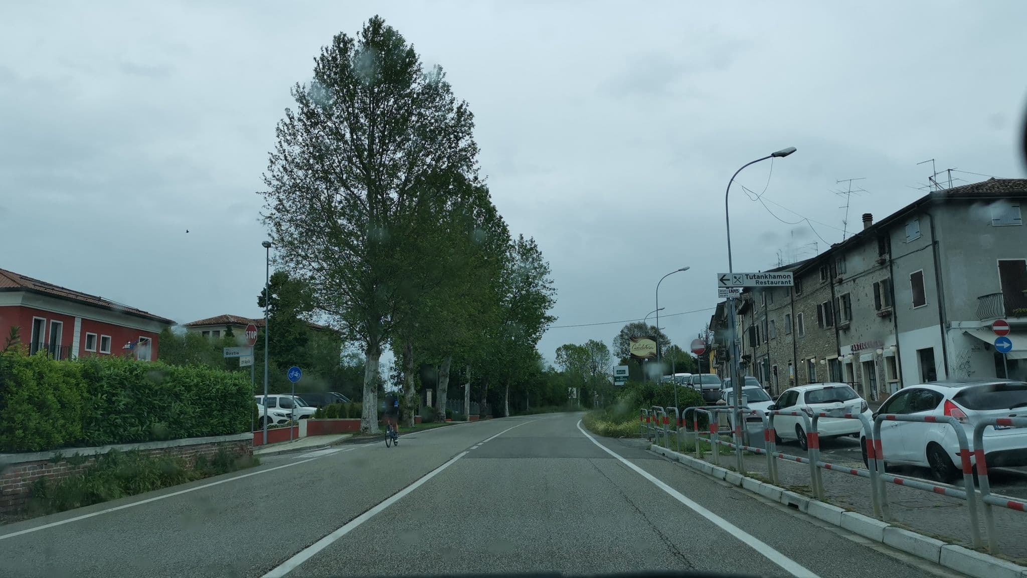 Street view near Kairos Garda Hotel, Cavalcaselle — © plexi32 (CC BY-SA · Mapillary)