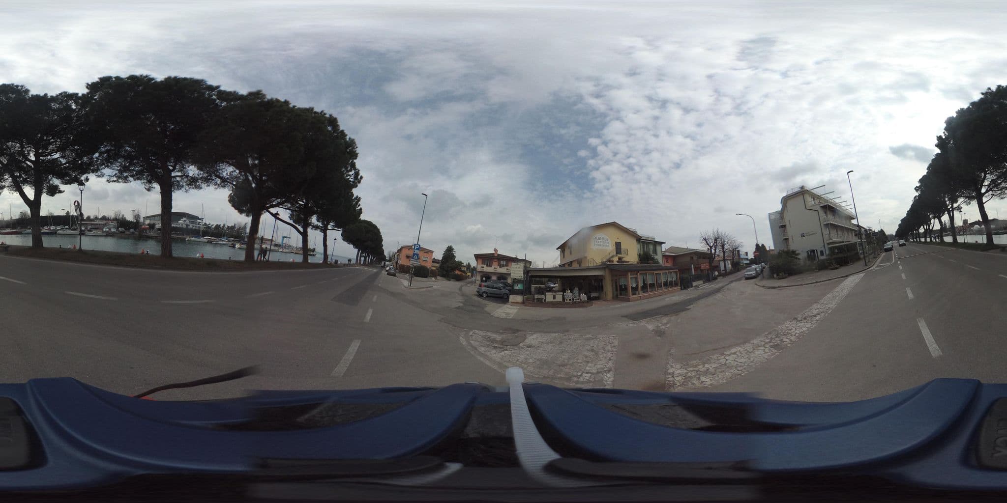 Street view near Fioravante, Peschiera del Garda — © giubar (CC BY-SA · Mapillary)