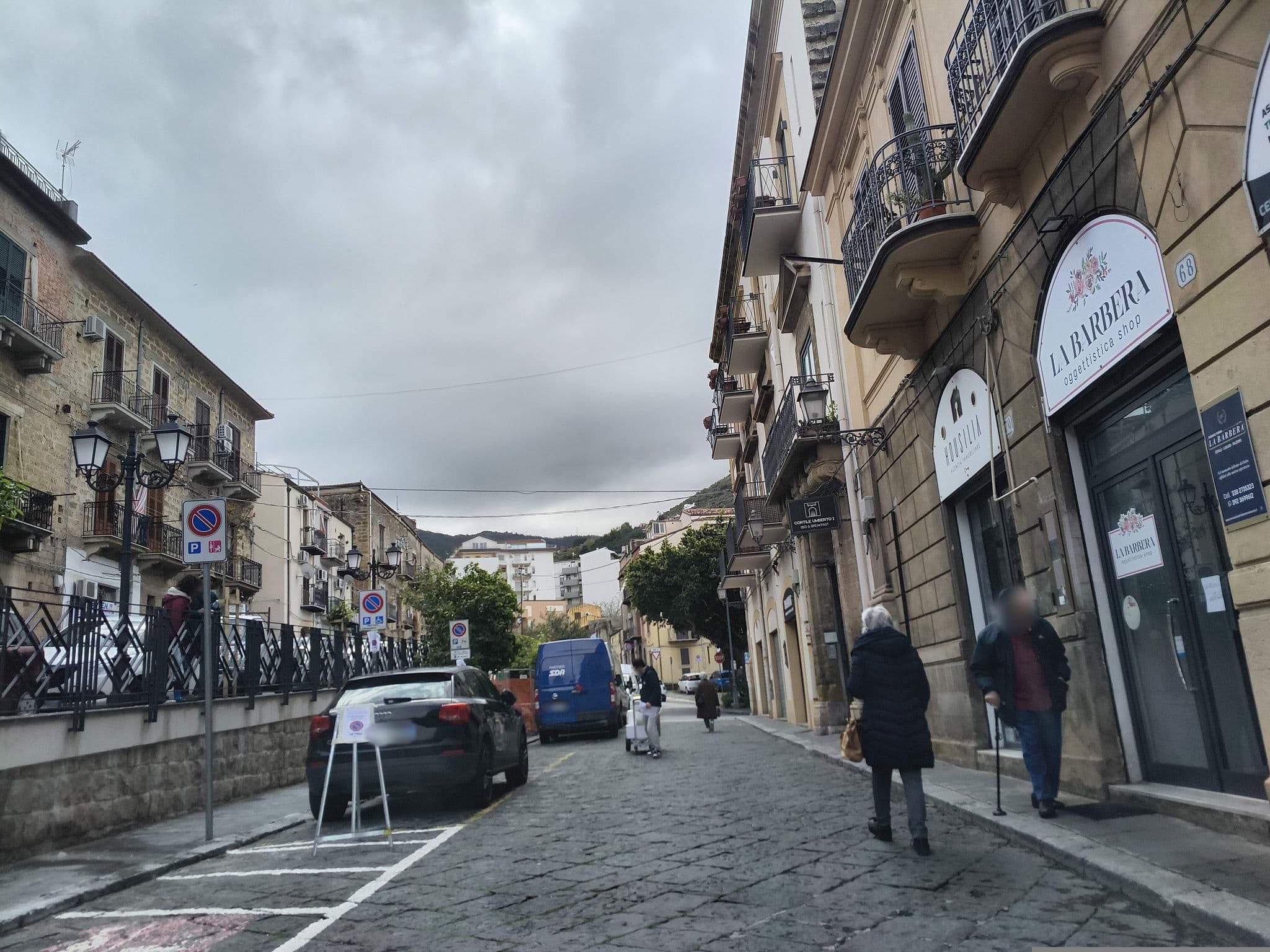 Street view near Cortile Umberto I B&B, Cefalù — © kk4269302 (CC BY-SA · Mapillary)