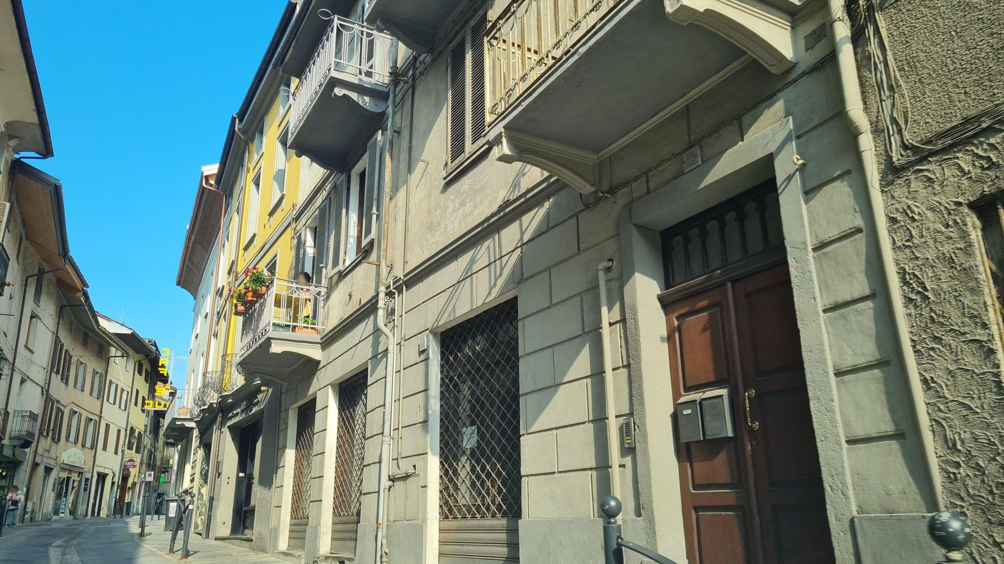 Street view near Hotel Dufour, Chatillon — © laniuscollurio (CC BY-SA · Mapillary)