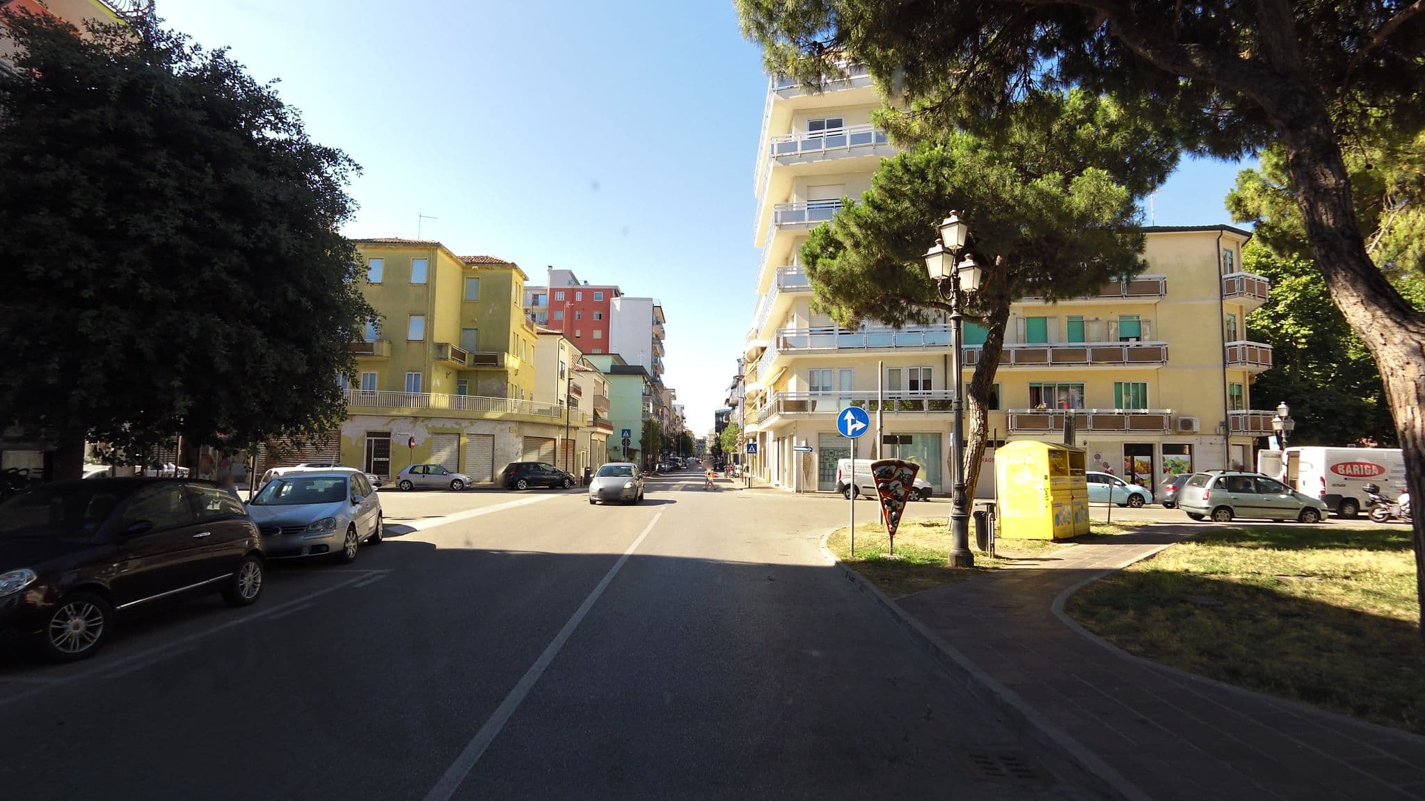 Street view near Hotel Ammare, Chioggia — © czmrtn (CC BY-SA · Mapillary)