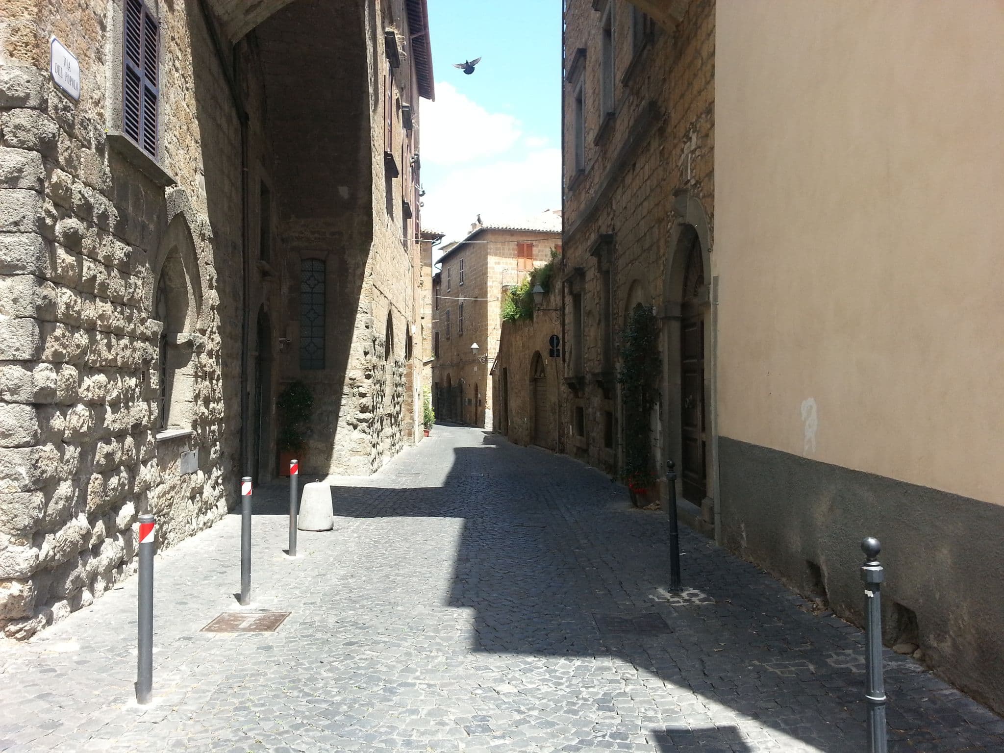 Street view near La Soffitta e La Torre Affittacamere, Orvieto — © bluescreen (CC BY-SA · Mapillary)