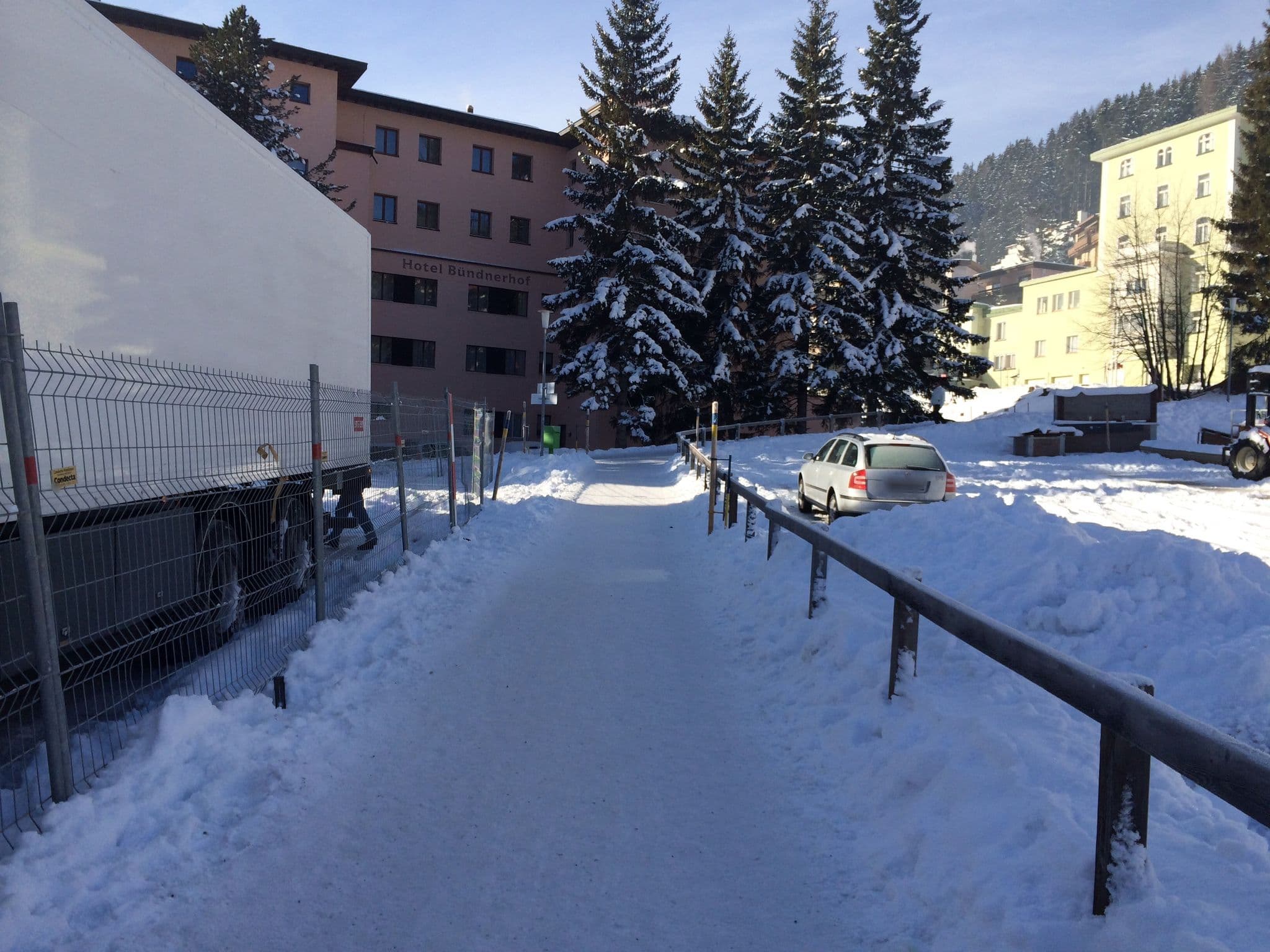 Street view near Pfadiheim Davos, Davos — © jesolem (CC BY-SA · Mapillary)