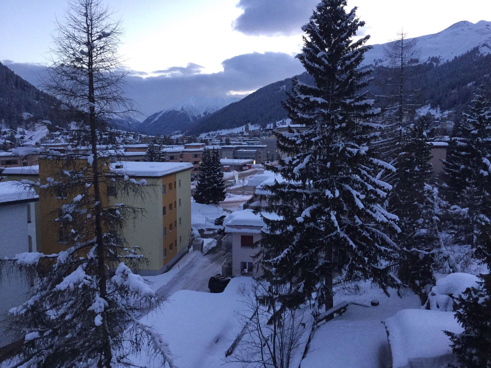 Street view near Casanna, Davos — © wojti (CC BY-SA · Mapillary)