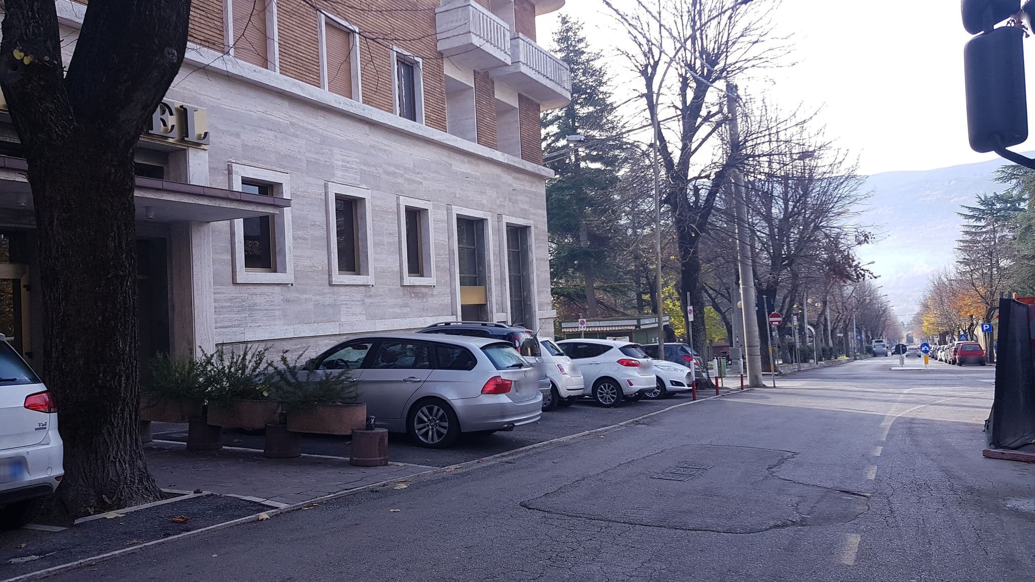 Street view near Grand Hotel e Del Parco, L'Aquila — © ale_zena_it (CC BY-SA · Mapillary)