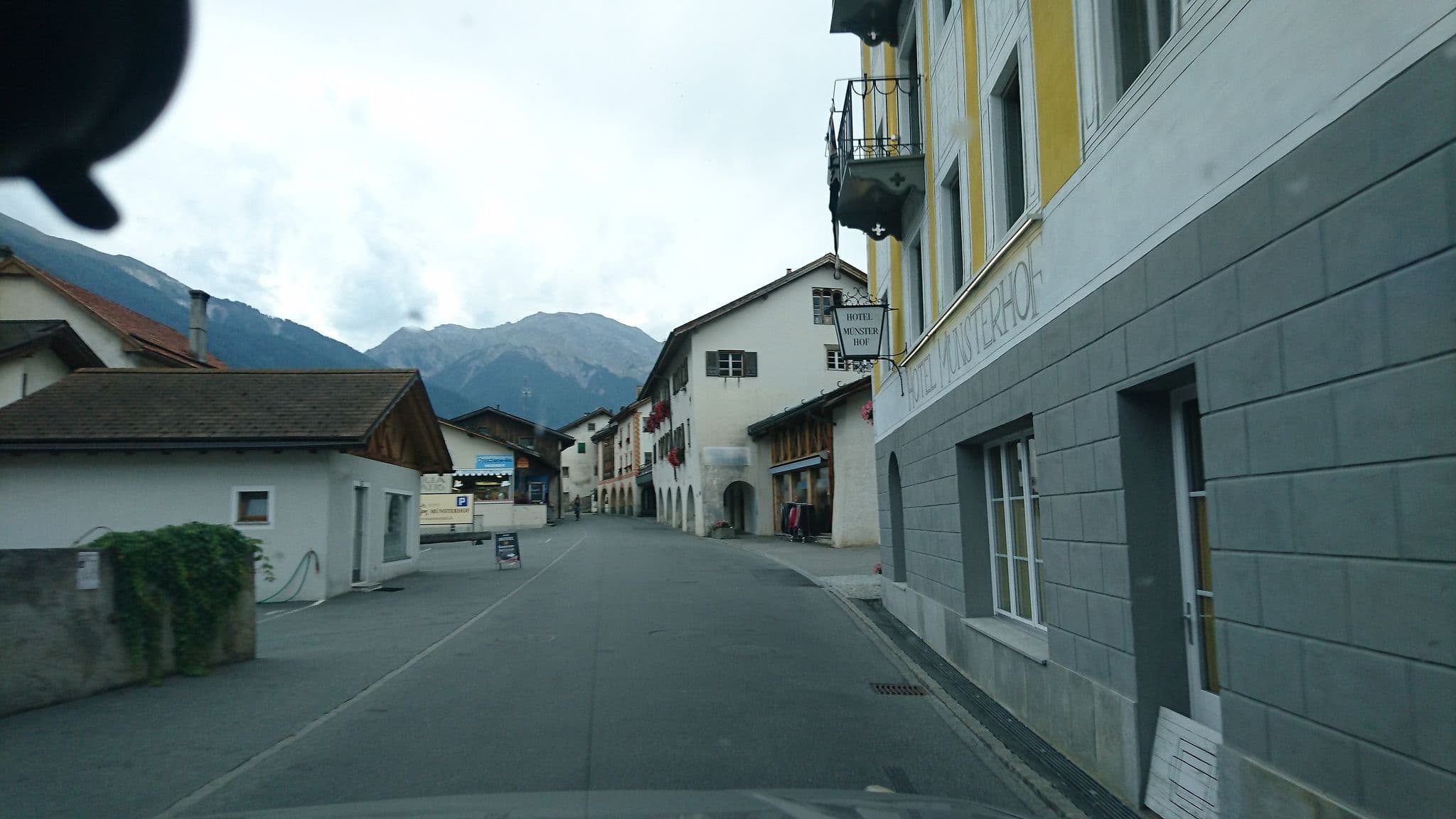 Street view near Münsterhof, Scuol