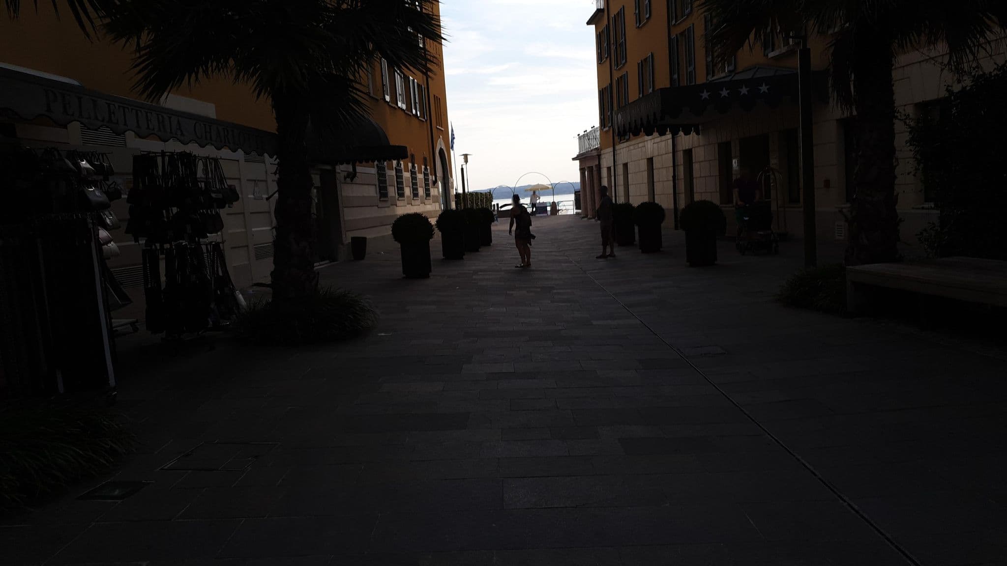 Street view near Hotel Sirmione Terme, Sirmione — © jopparn (CC BY-SA · Mapillary)