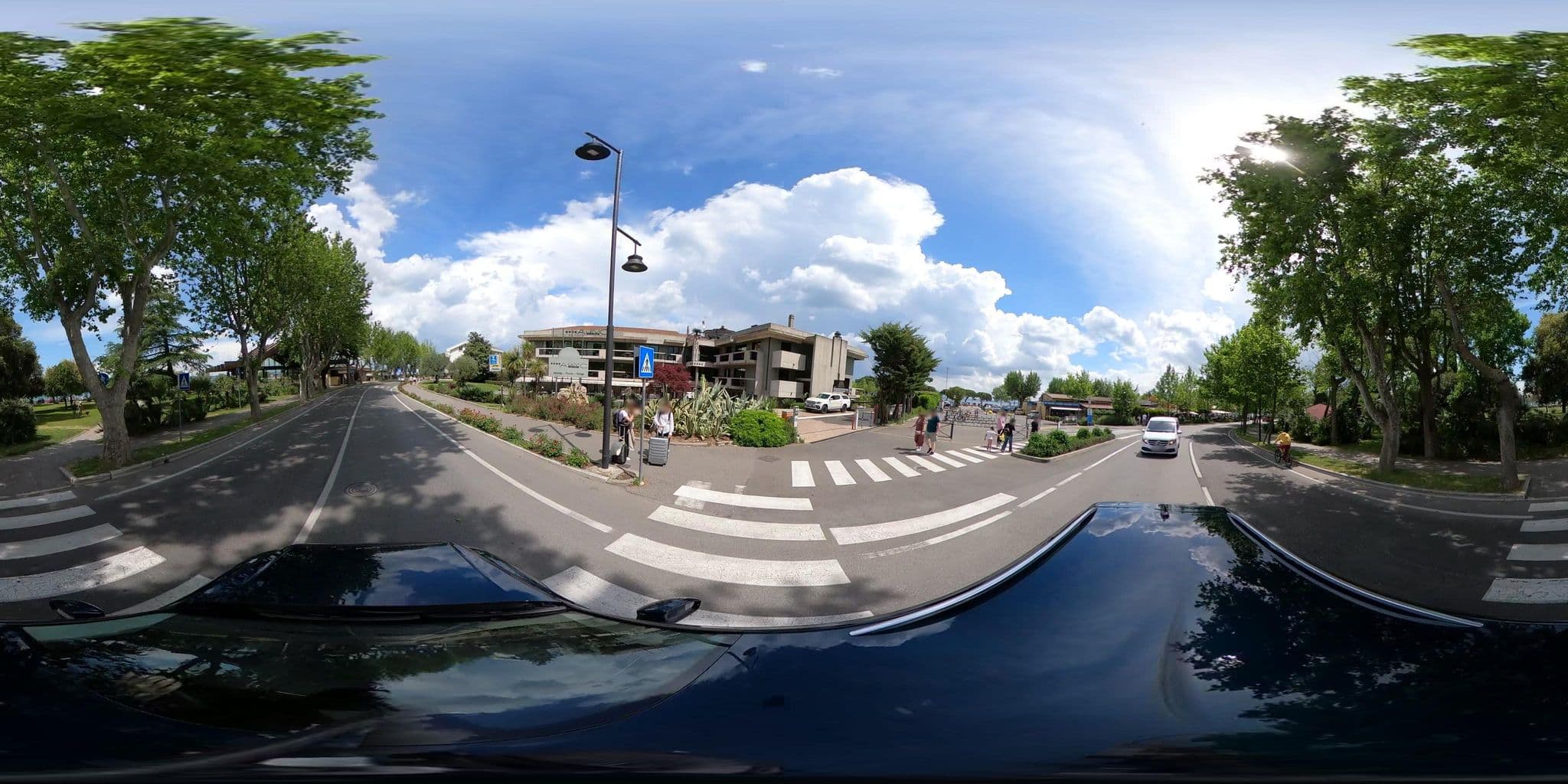 Street view near Boutique Hotel Sirmione, Sirmione — © borovac (CC BY-SA · Mapillary)