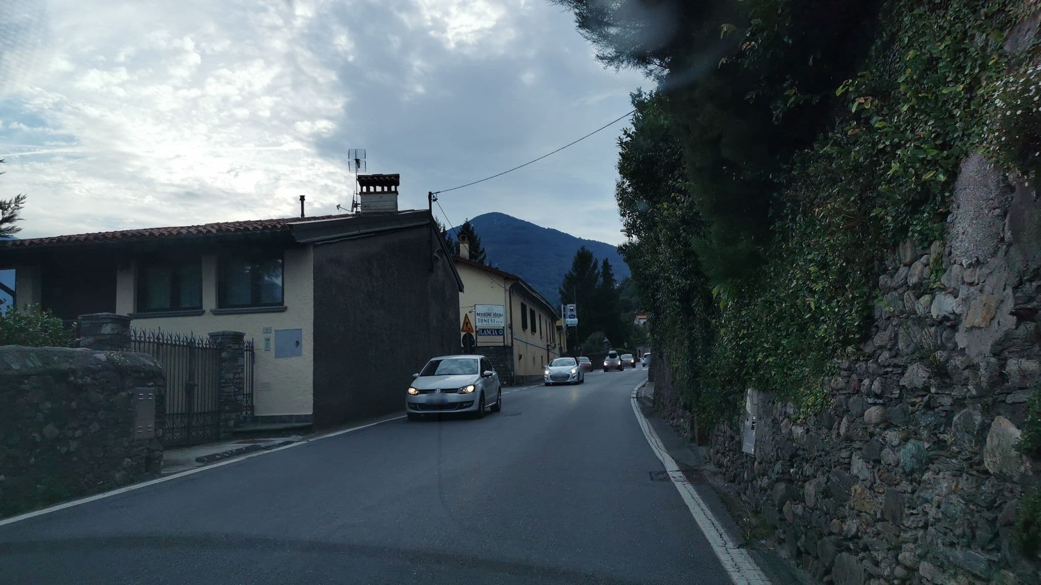 Street view near Hotel Domaso, Domaso — © kaitu (CC BY-SA · Mapillary)