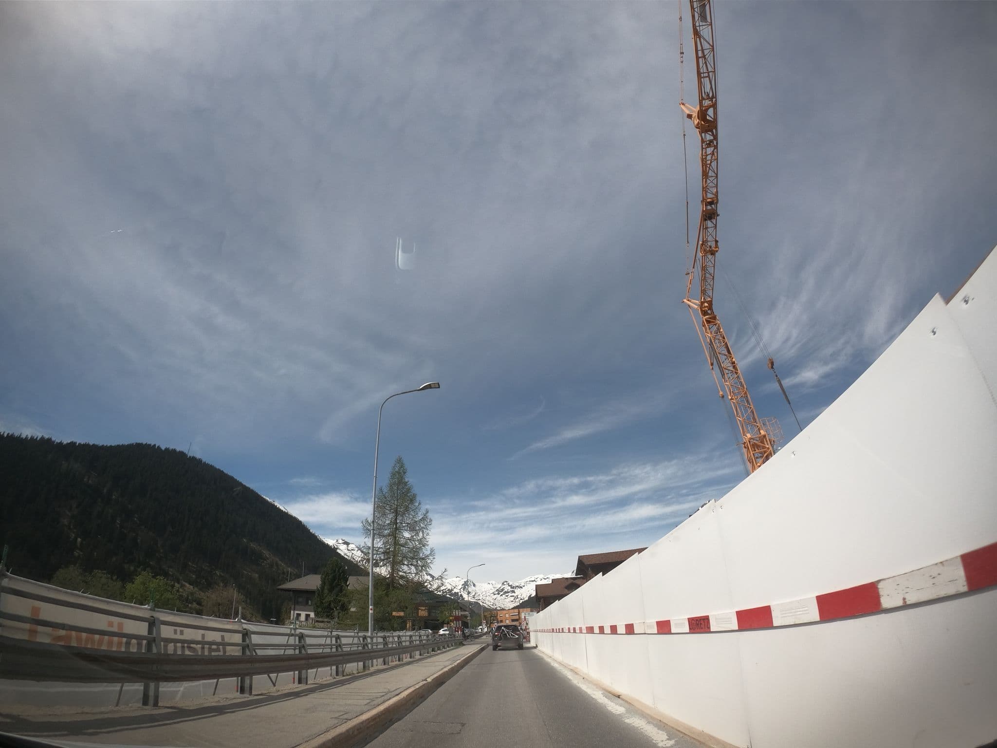 Street view near La Cruna, Disentis — © canadarunner (CC BY-SA · Mapillary)