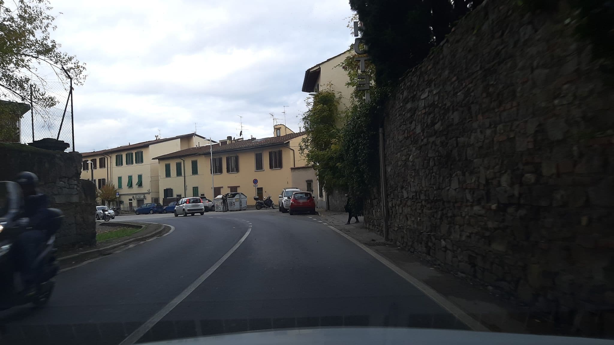 Street view near Villa Neroli, Campo di Marte — © vianney182 (CC BY-SA · Mapillary)
