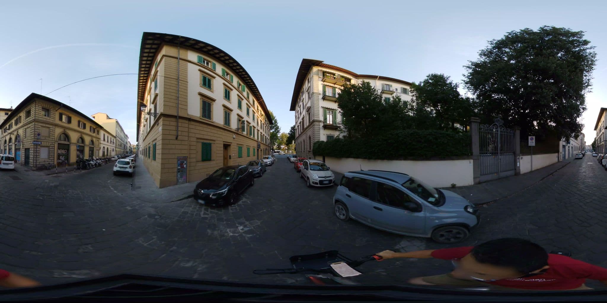 Street view near Hotel Fedora Firenze, Florence