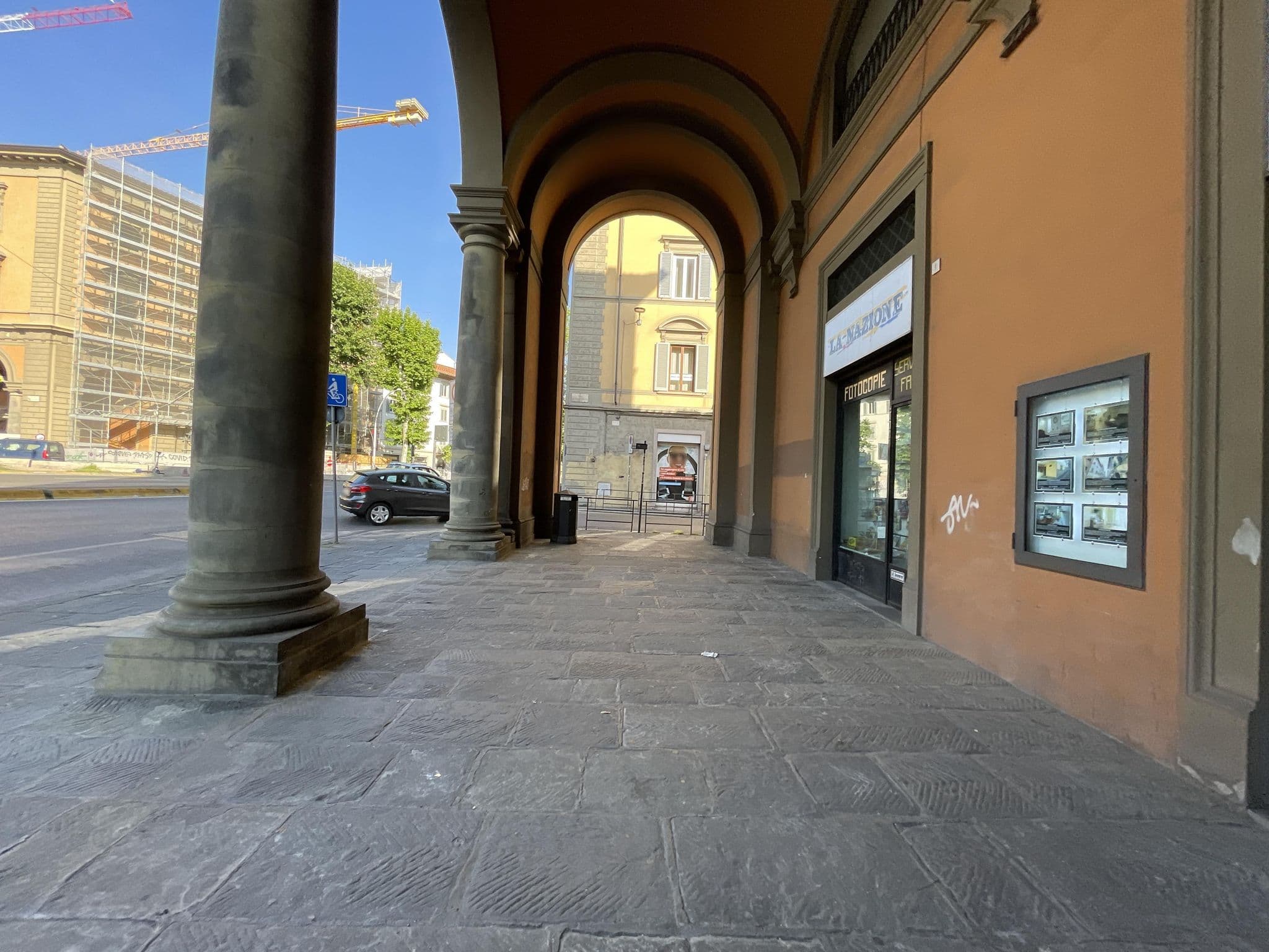 Street view near Hotel Benvenuti, Florence