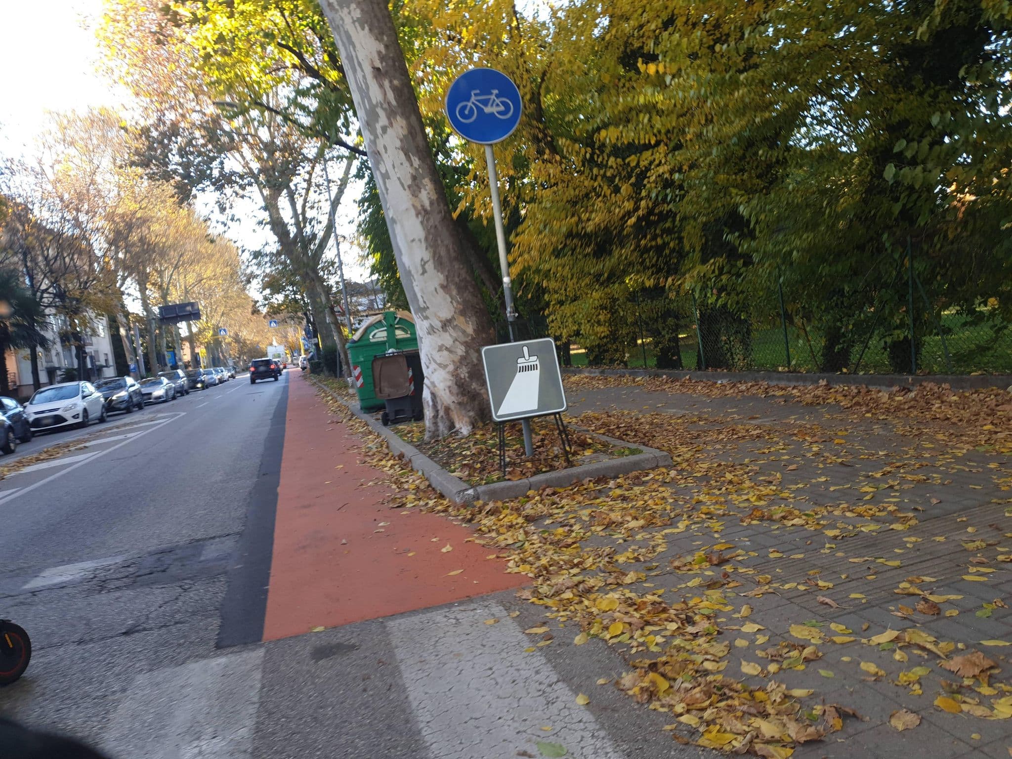 Street view near Park Hotel Ai Pini, Mestre
