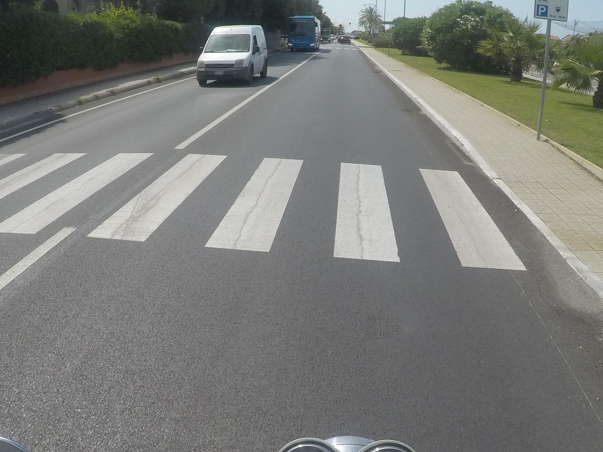 Street view near Hotel 1908 Forte dei Marmi, Forte dei Marmi — © cxc (CC BY-SA · Mapillary)