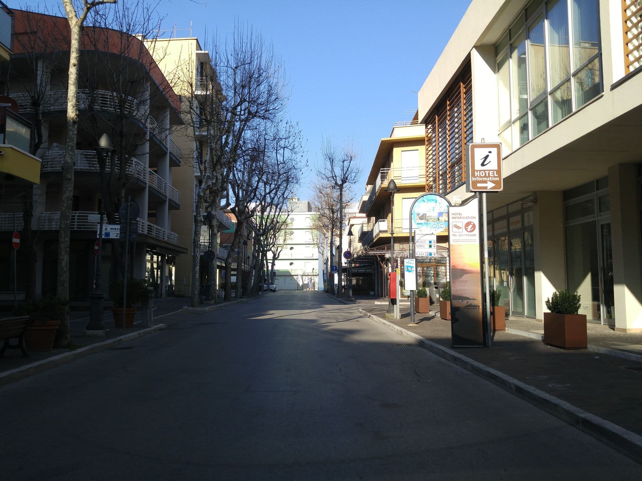 Street view near Hotel Gabicce Mare Plaza, Gabicce Mare — © sorcrosc (CC BY-SA · Mapillary)