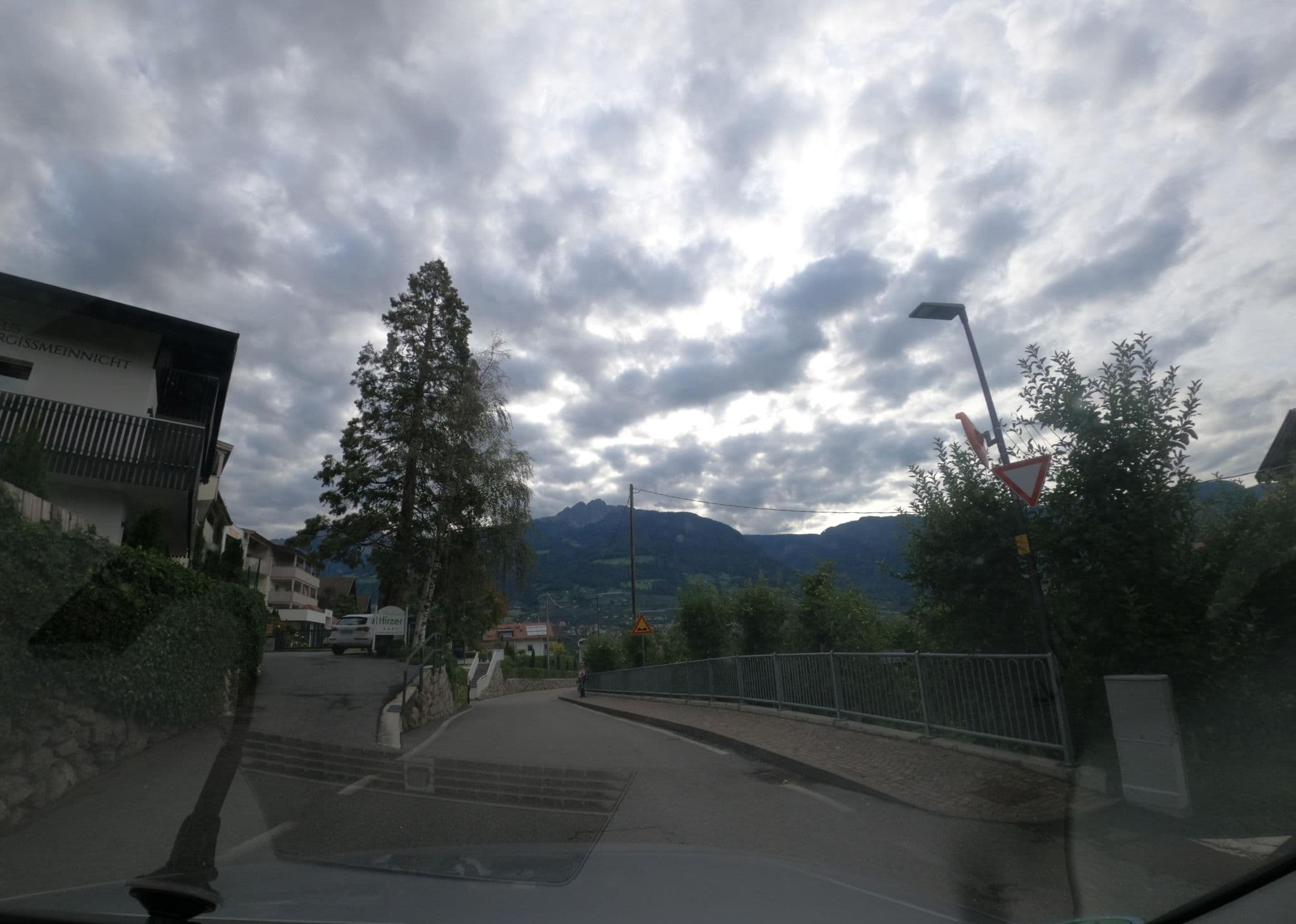 Street view near Hotel Garni Fiechtlhof, Tirolo