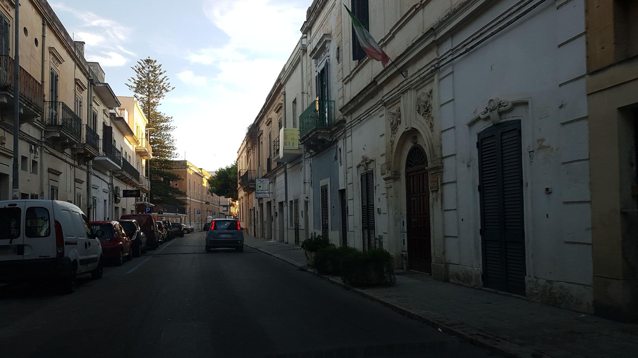 Street view near Palazzo Console, Lecce