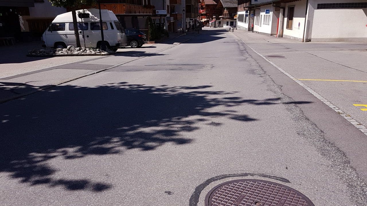 Street view near The Cambrian, Adelboden — © trac71 (CC BY-SA · Mapillary)