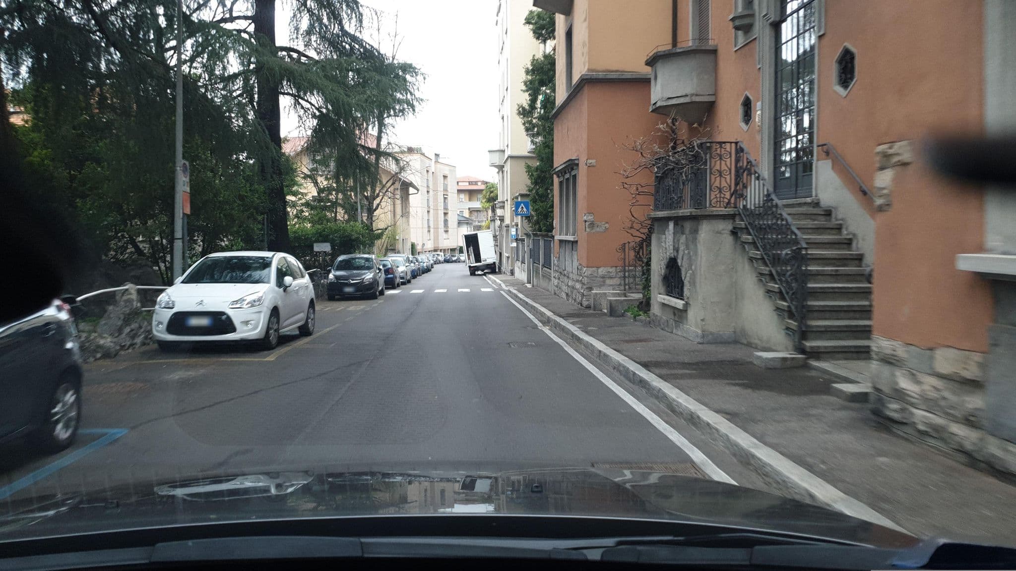 Street view near Le Stanze del Lago Suites&Pool, Como — © yannakis (CC BY-SA · Mapillary)