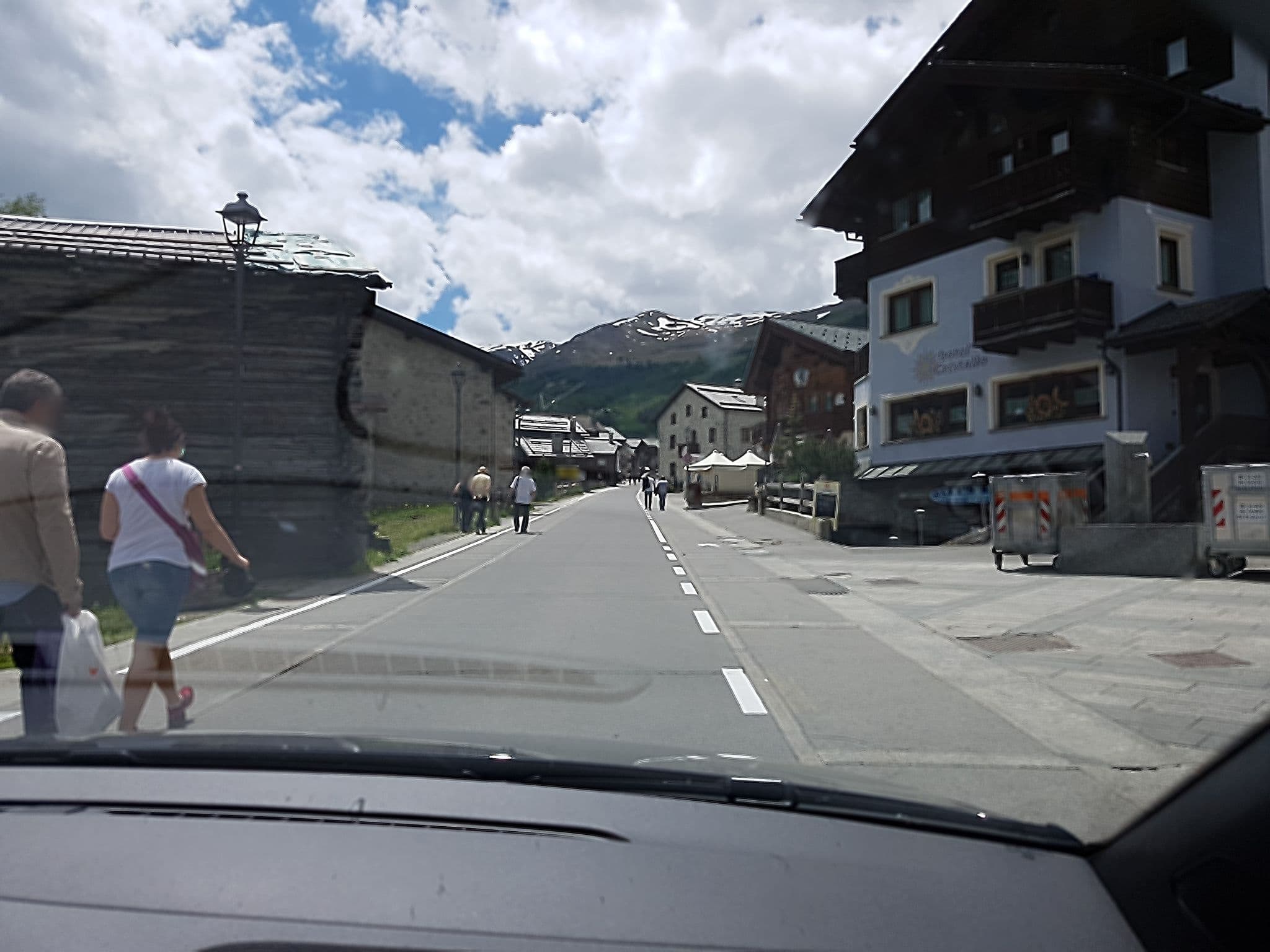 Street view near Garni al Silvestri vei, Livigno