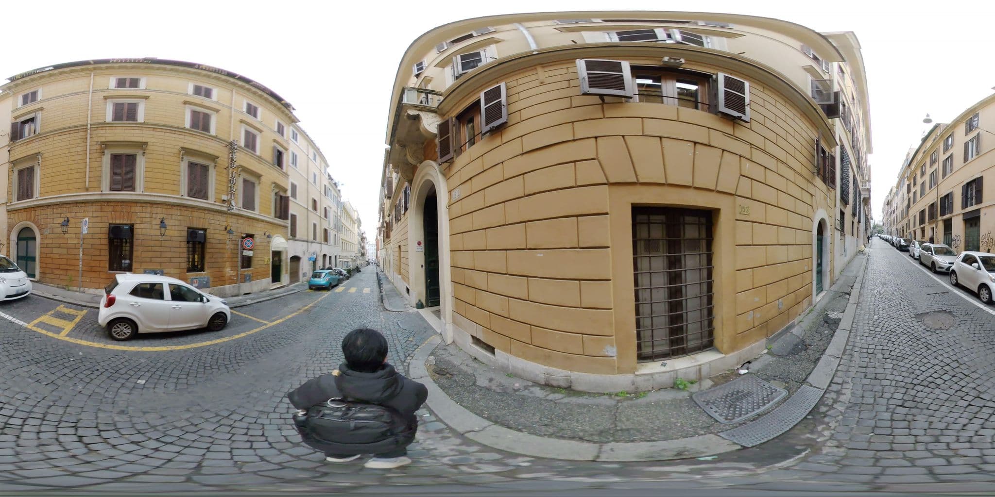 Street view near Hotel Julia, Ludovisi — © akiyoshiii213 (CC BY-SA · Mapillary)