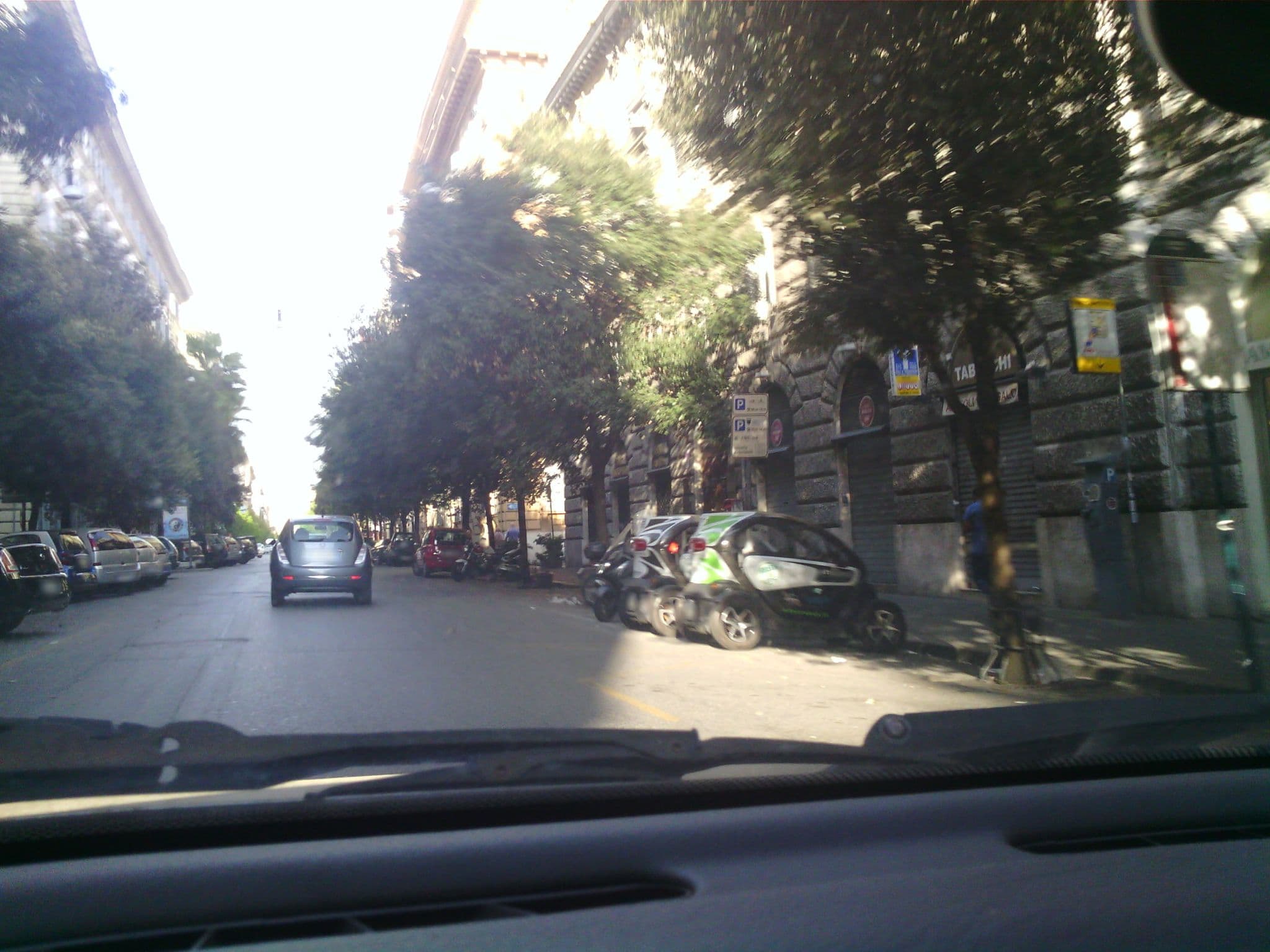 Street view near Hotel La Residenza, Ludovisi — © giardia (CC BY-SA · Mapillary)