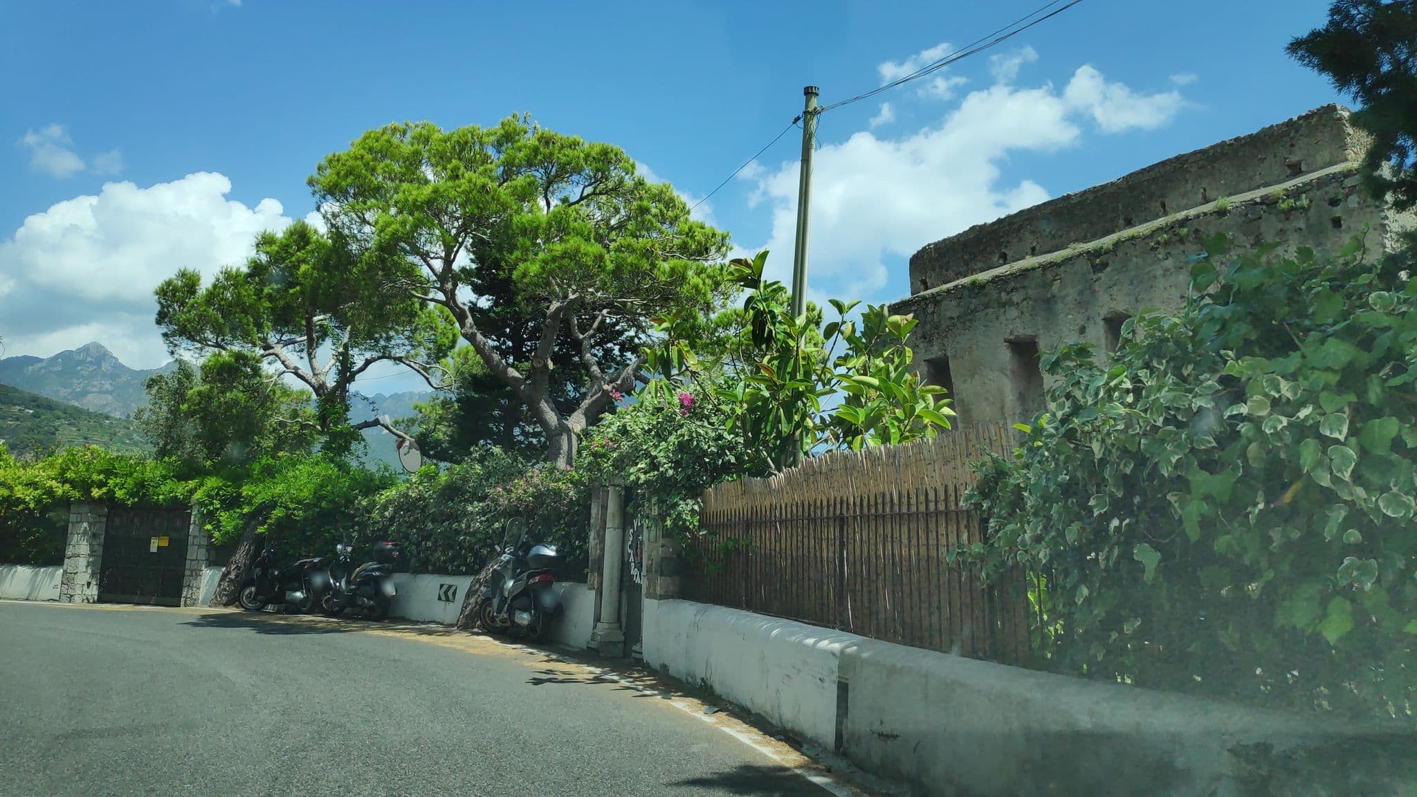 Street view near Villa Scarpariello Relais, Ravello — © marcuscalabresus (CC BY-SA · Mapillary)