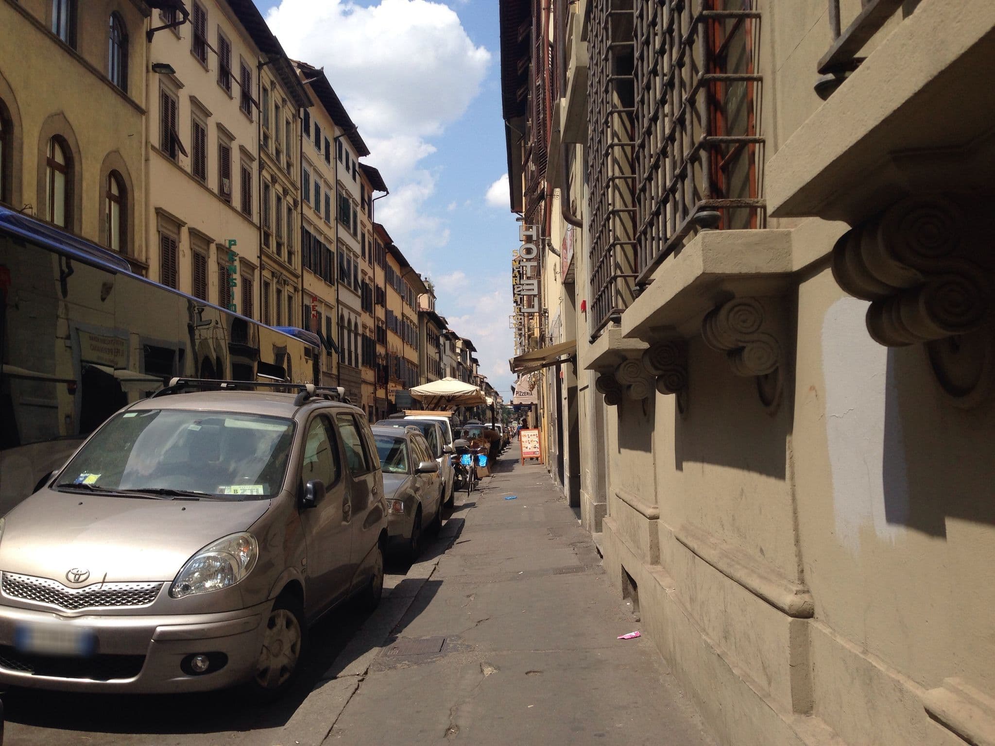 Street view near Hotel la Scala, Florence