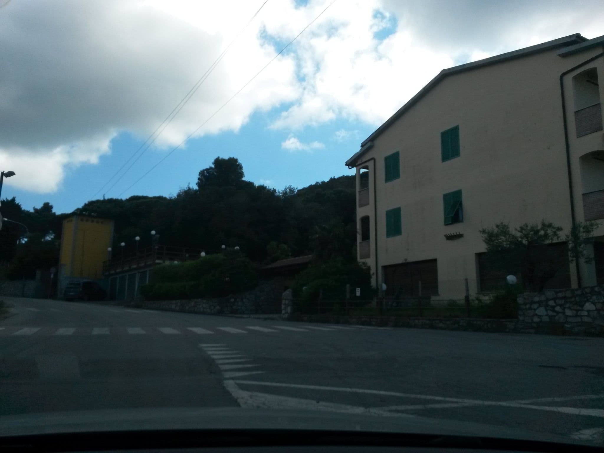Street view near HOTEL FONTALLECCIO, Campo nell'Elba — © rausk (CC BY-SA · Mapillary)