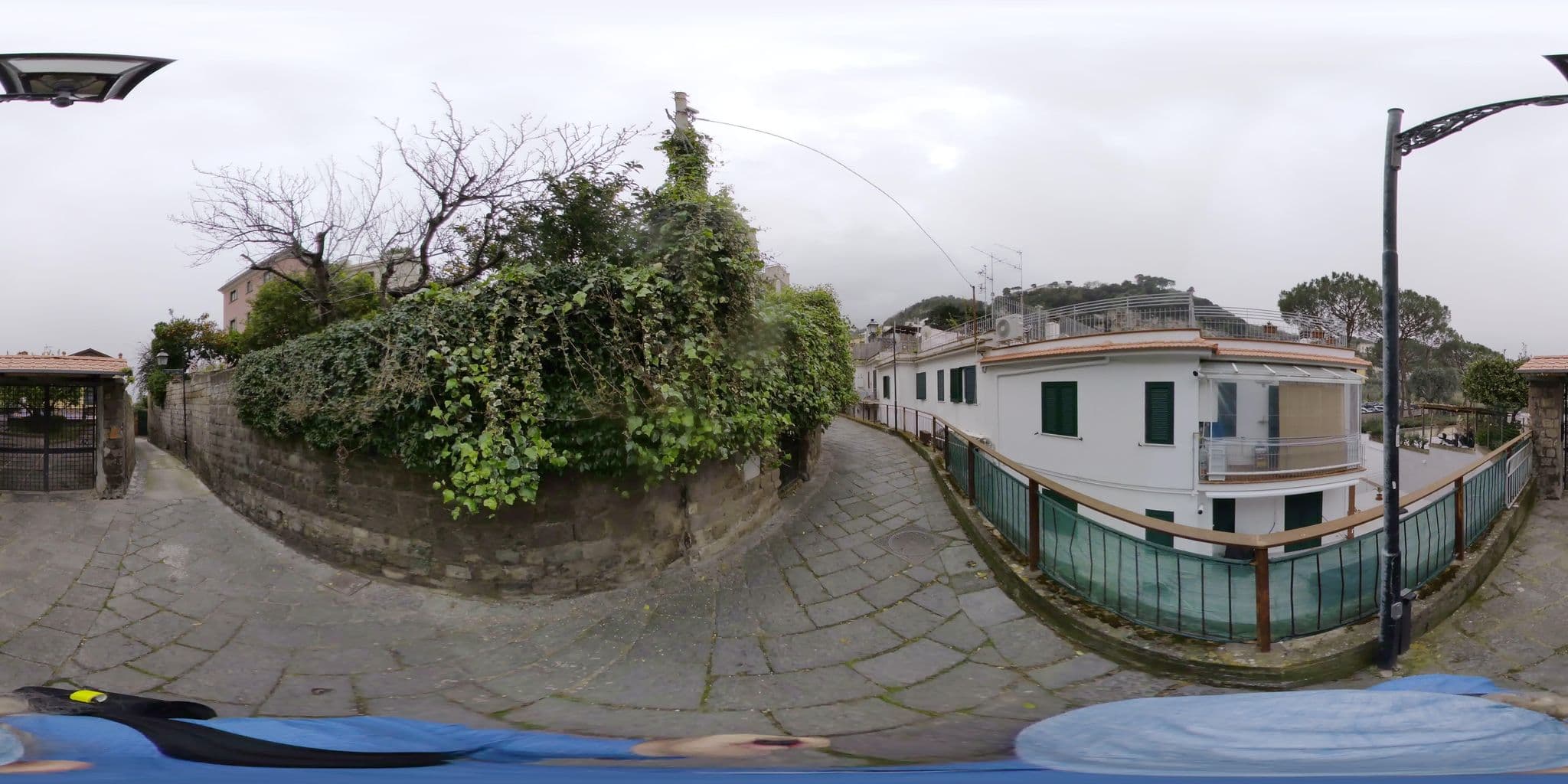Street view near Ulisse Deluxe Hostel Sorrento, Sorrento — © stefan-RolfsRom (CC BY-SA · Mapillary)