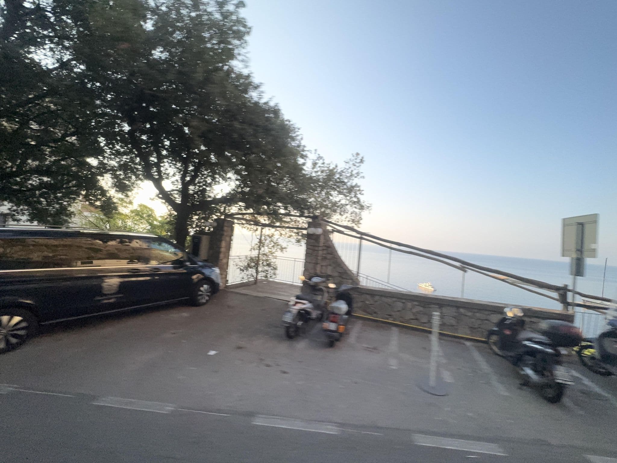 Street view near Hotel Residence Bellevue, Amalfi — © mapconcierge (CC BY-SA · Mapillary)