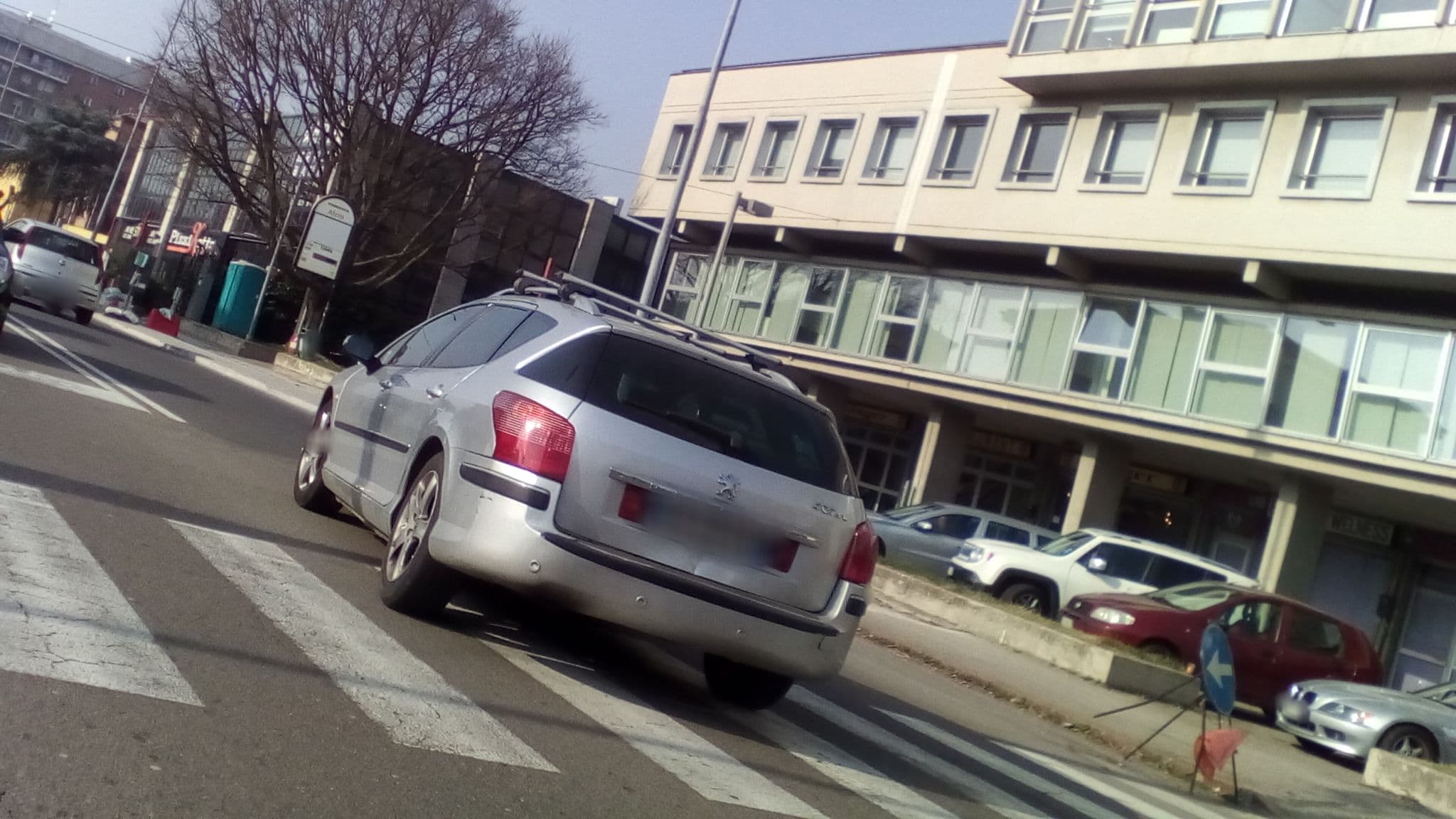 Street view near B&B HOTEL Modena, Modena — © cxc (CC BY-SA · Mapillary)