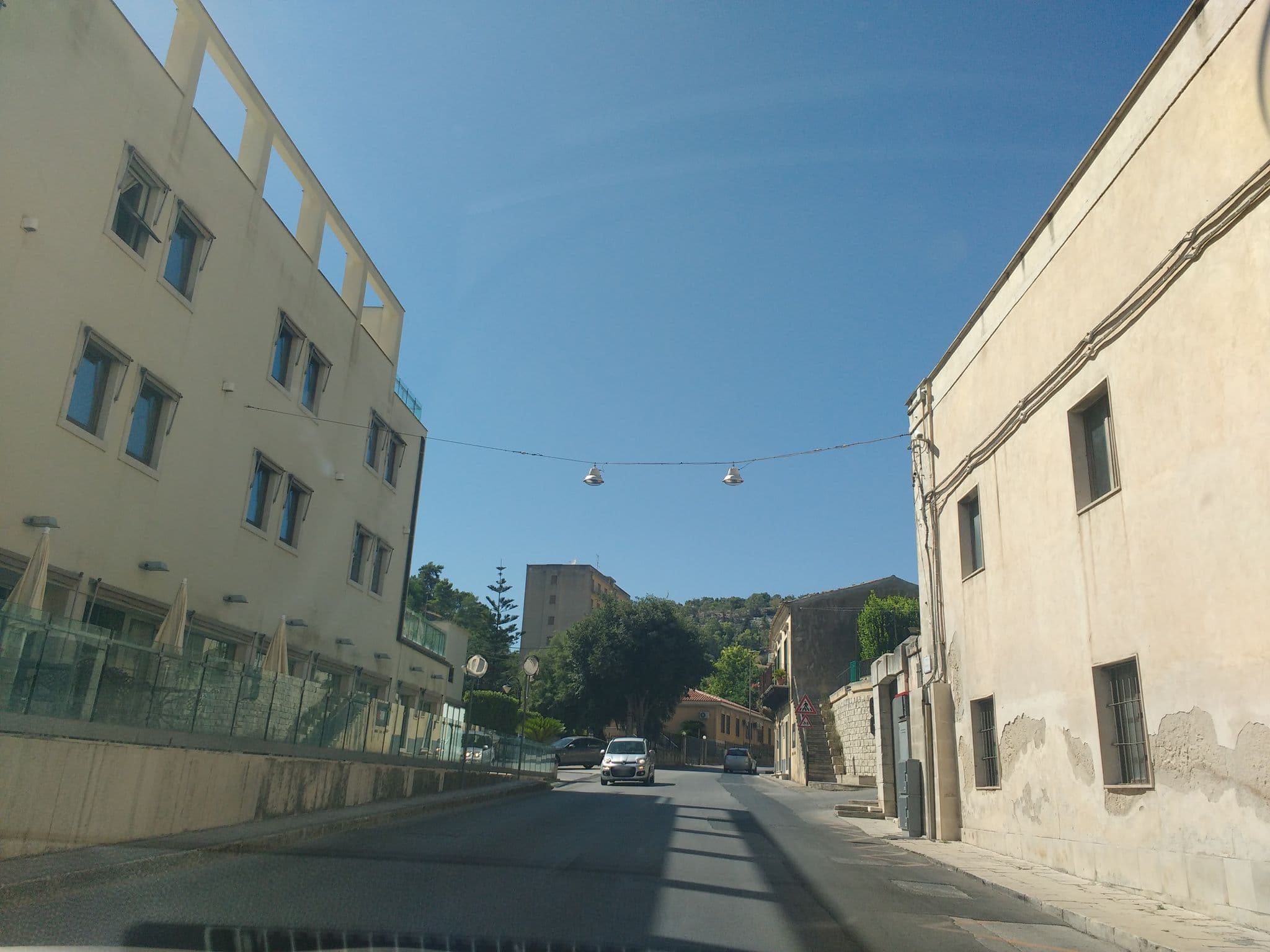 Street view near Modica Inn Centro, BW Premier Collection, Modica — © thetornado76 (CC BY-SA · Mapillary)