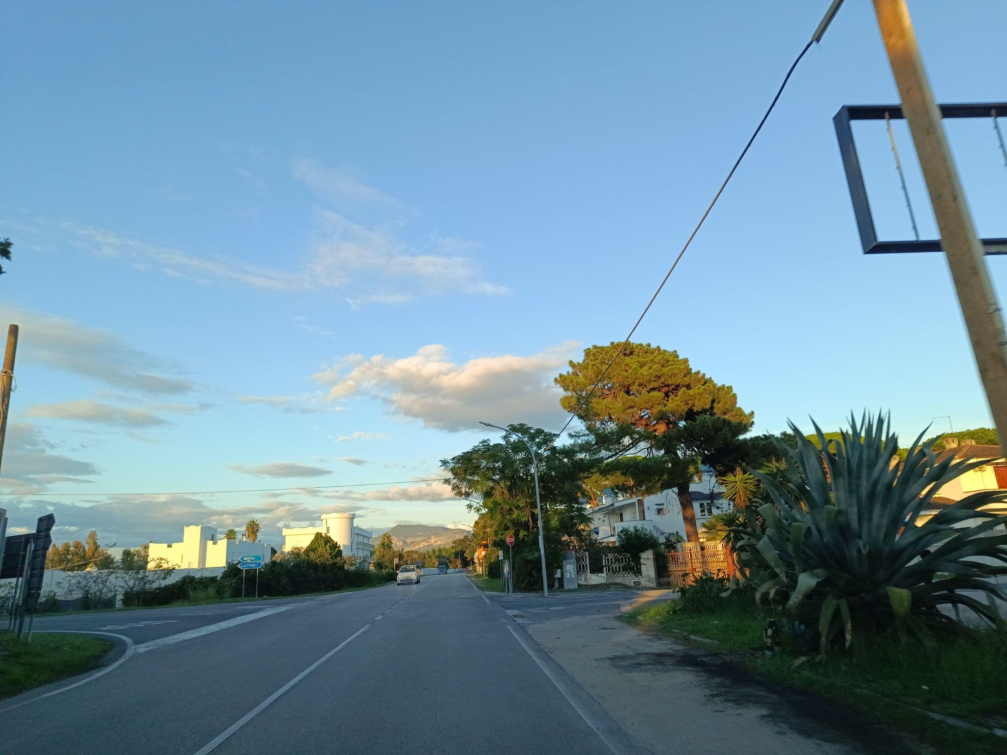 Street view near Albergo Ristorante Golfo Sereno, San Felice Circeo — © odiug (CC BY-SA · Mapillary)